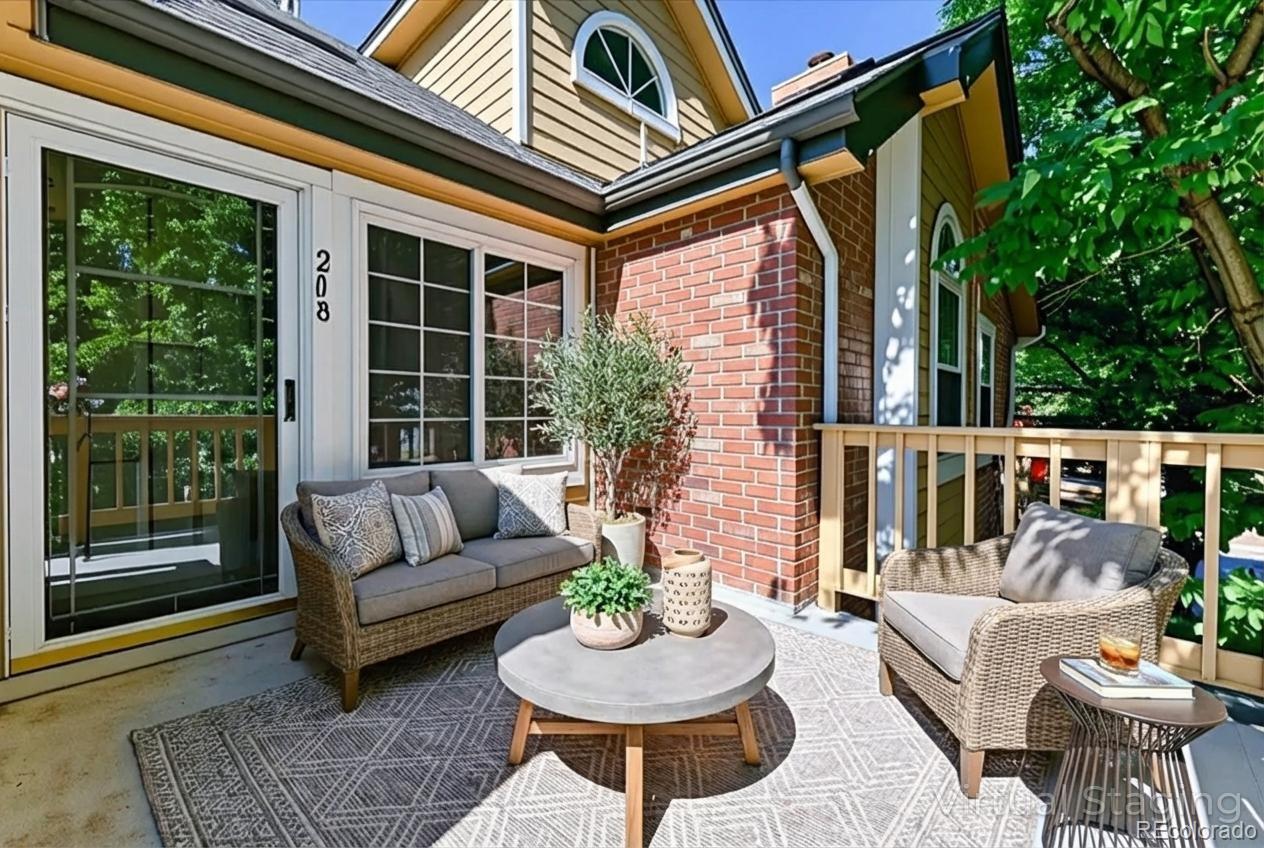 Sterling Commons Aurora Condo / Townhome | MLS #: 25850184933 S Carson Street 208, Aurora Beds: 2 Baths: 2 Price: $330,000