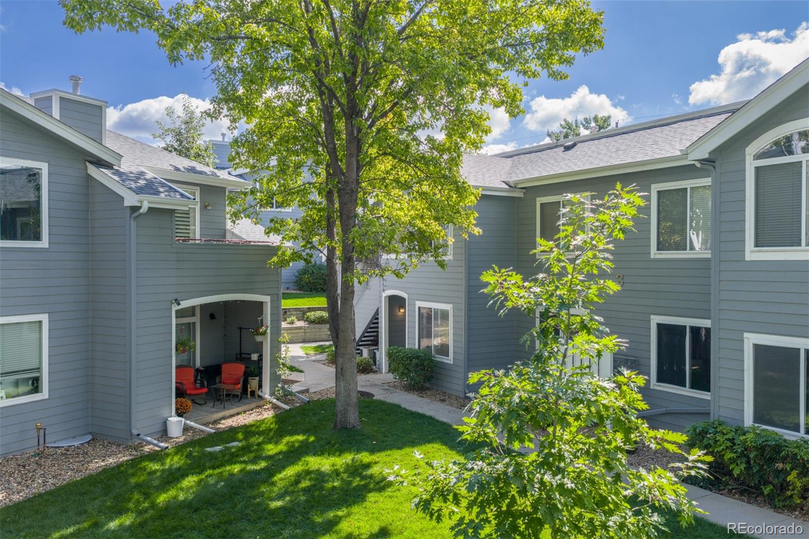 8500 e jefferson avenue, Denver sold home. Closed on 2026-03-26 for $305,000.
