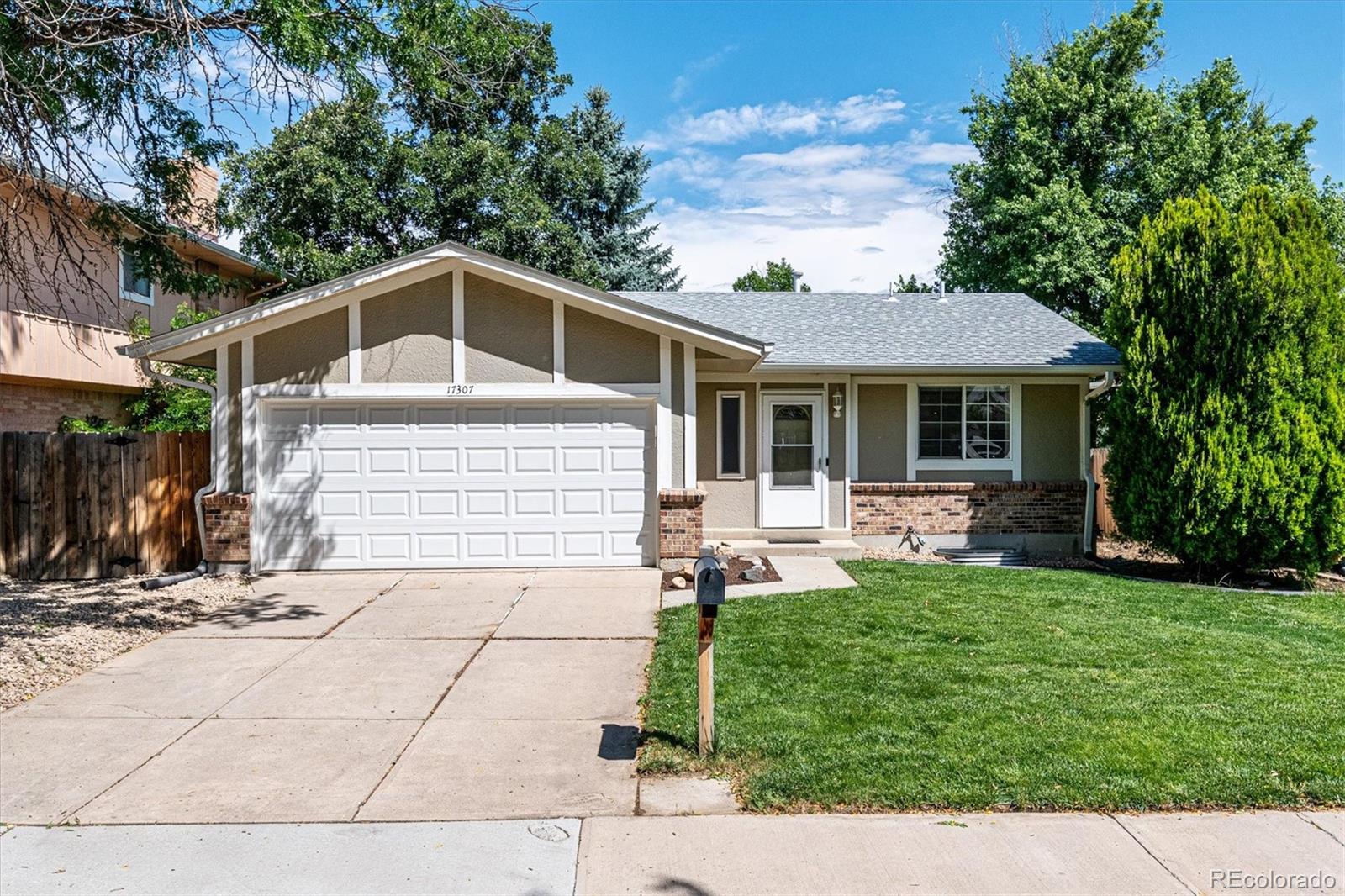 Hutchinson Heights Aurora Home | MLS #: 183314117307 E Wesley Avenue, Aurora Beds: 3 Baths: 2 Price: $450,000