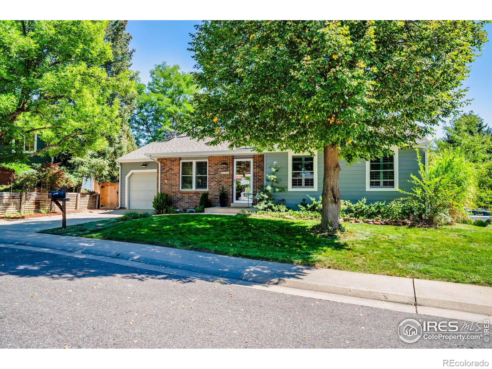 Parkwood Louisville Home | MLS #: 45678910440541400  Wilson Place, Louisville Beds: 4 Baths: 2 Price: $799,000