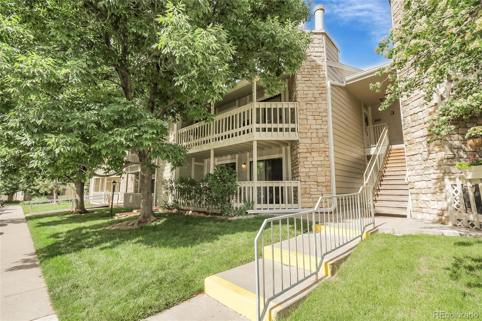 Woodside Denver Condo / Townhome | MLS #: 90116108225  Fairmount Drive 102-3, Denver Beds: 1 Baths: 1 Price: $212,000