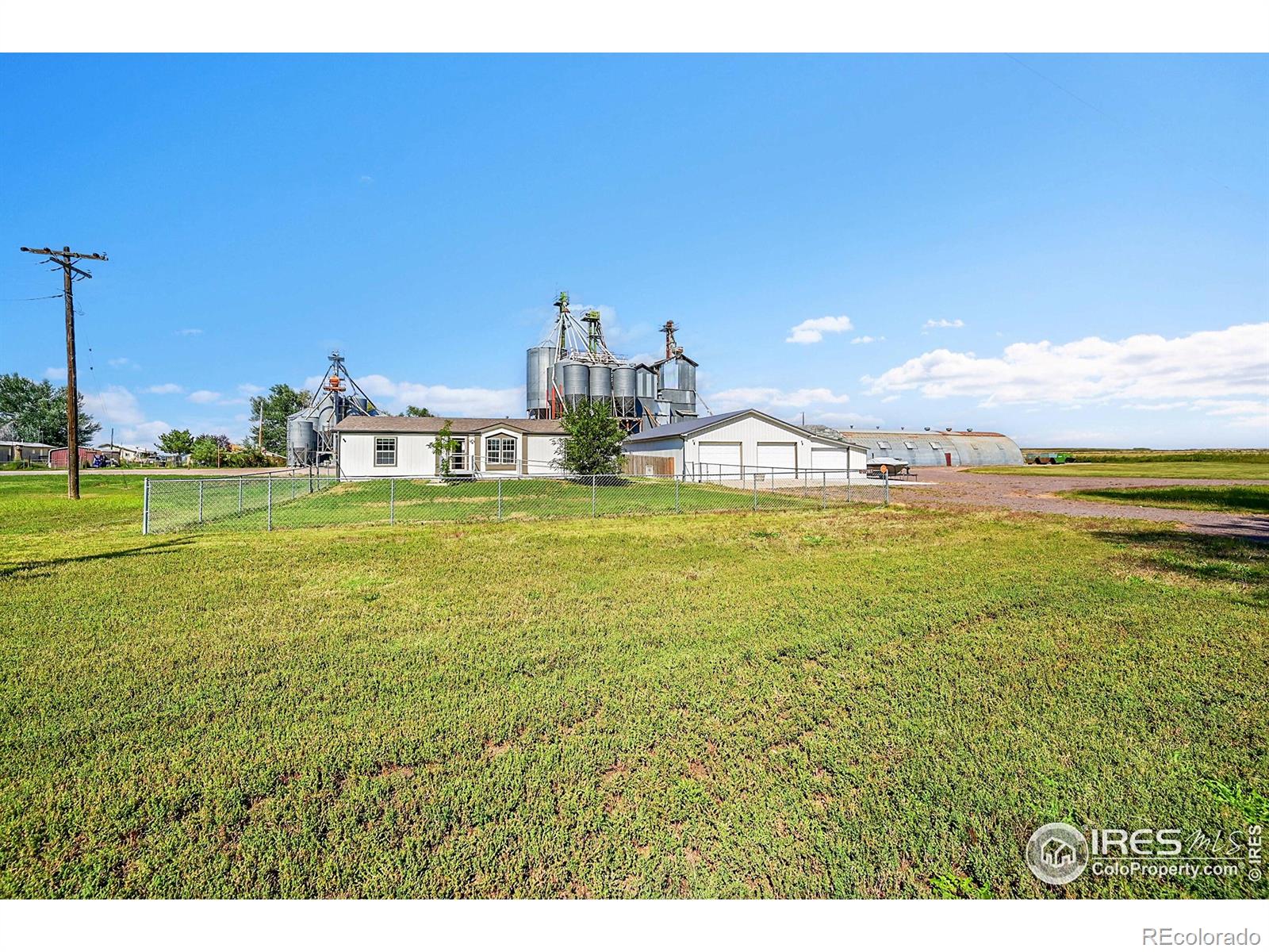 27205 6th avenue, Gill sold home. Closed on 2025-12-01 for $430,000.