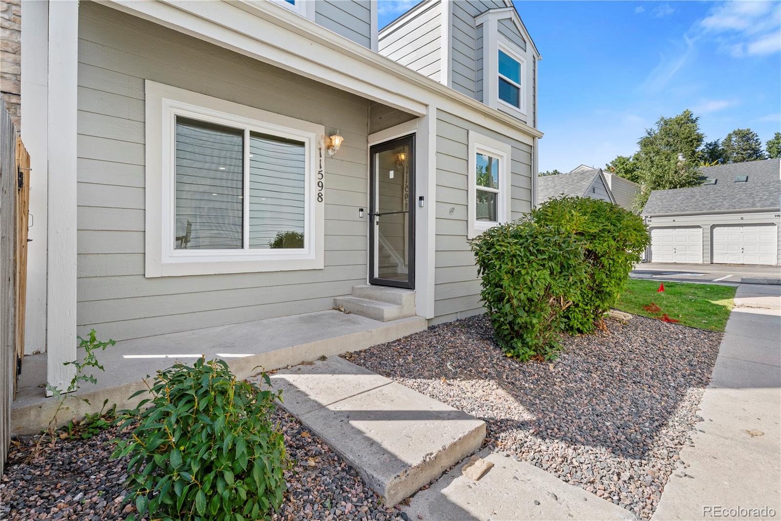 Parker Landing Aurora Home | MLS #: 767416411598 E Cornell Circle, Aurora Beds: 5 Baths: 4 Price: $460,000