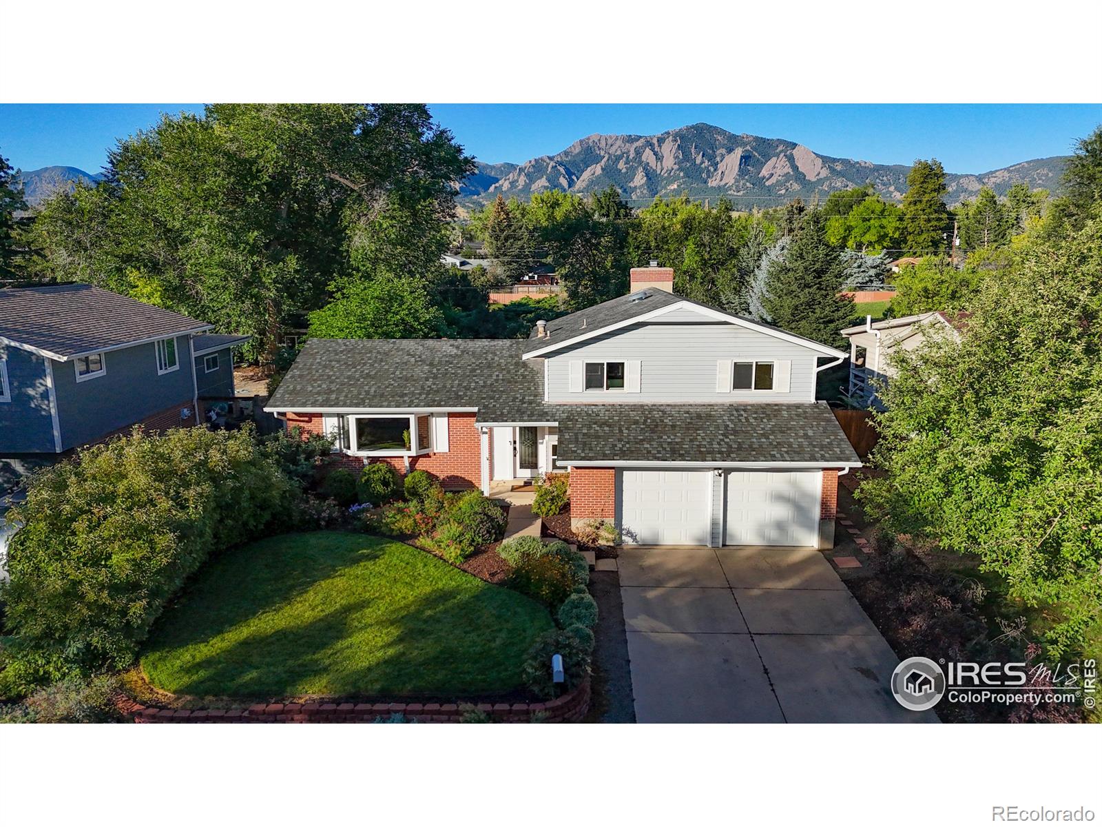 Park East Boulder Home | MLS #: 4567891044118925  Waite Drive, Boulder Beds: 3 Baths: 3 Price: $880,000