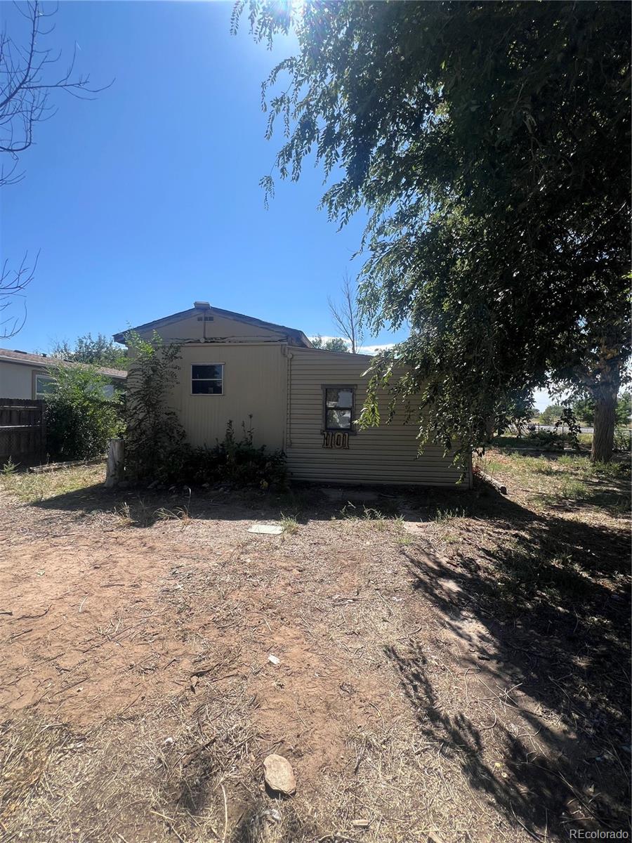 Spacious Living Lochbuie Home | MLS #: 99356191101  Lilac Drive, Lochbuie Beds: 2 Baths: 1 Price: $198,000