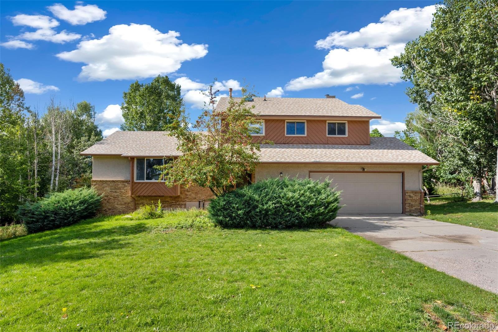 Donala Colorado Springs Home | MLS #: 9597760320  Palm Springs Drive, Colorado Springs Beds: 3 Baths: 4 Price: $499,900