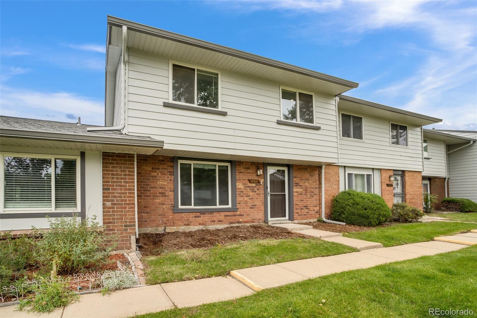 Village East Aurora Condo / Townhome | MLS #: 276471212416 E Kansas Place , Aurora Beds: 4 Baths: 3 Price: $329,000