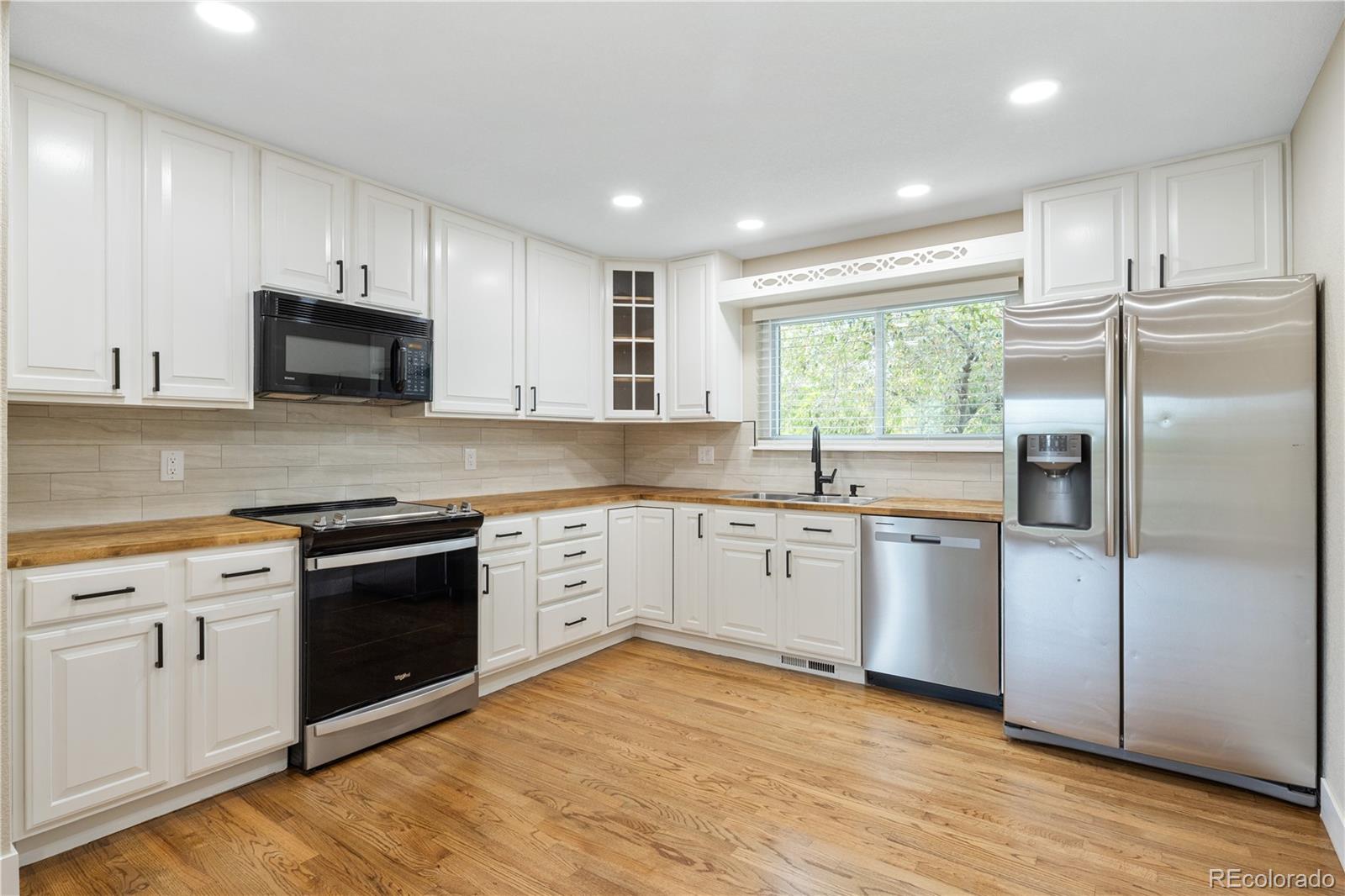 Briarwood Hills Lakewood Home | MLS #: 3368068958 S Routt Court, Lakewood Beds: 4 Baths: 2 Price: $599,999