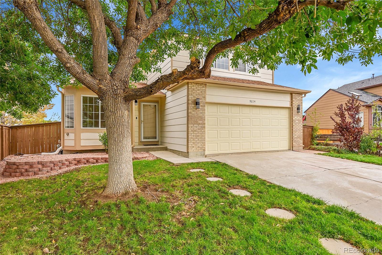 Eastridge Highlands Ranch Home | MLS #: 67357539224  Weeping Willow Place, Highlands Ranch Beds: 4 Baths: 3 Price: $625,000