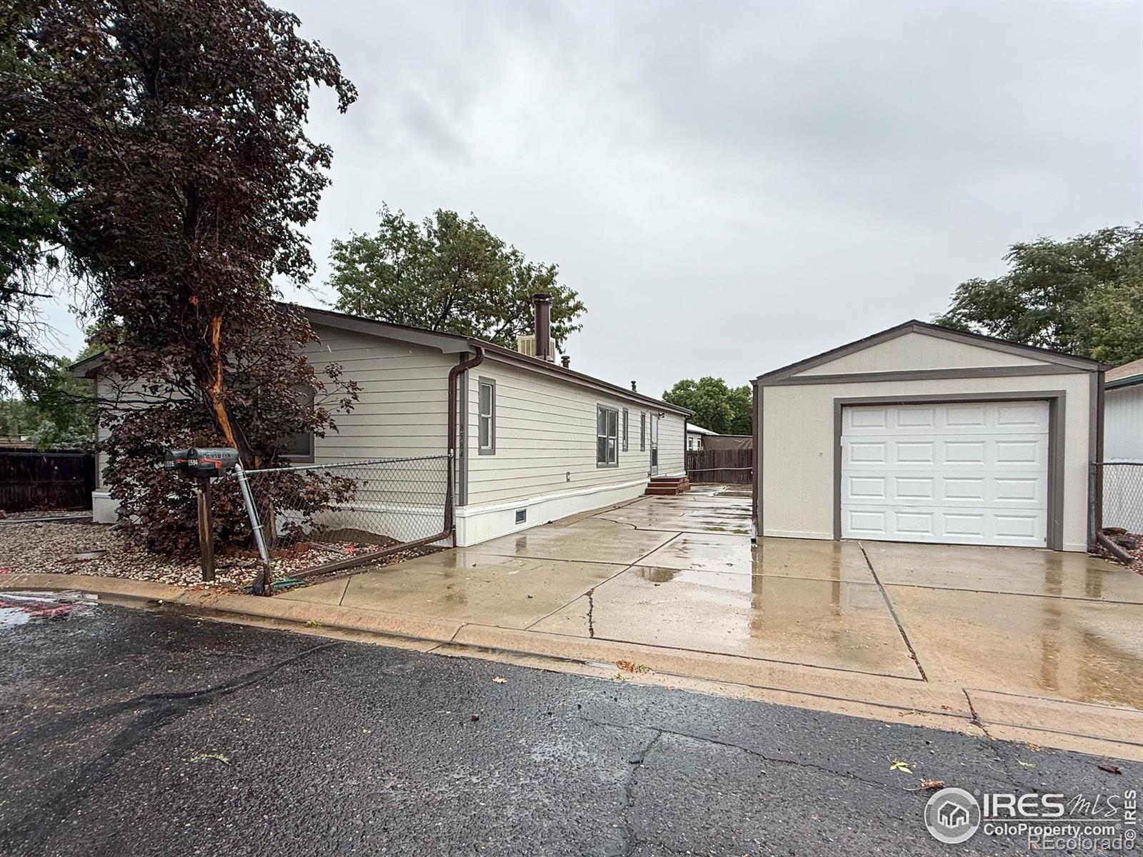 Riverdale Farm Denver Home | MLS #: 45678910443258584  Madison Court, Denver Beds: 3 Baths: 2 Price: $300,000