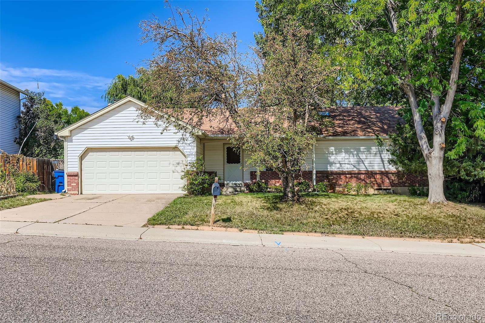 Foothill Green Littleton Home | MLS #: 623770410279 W Walker Avenue, Littleton Beds: 3 Baths: 3 Price: $525,000