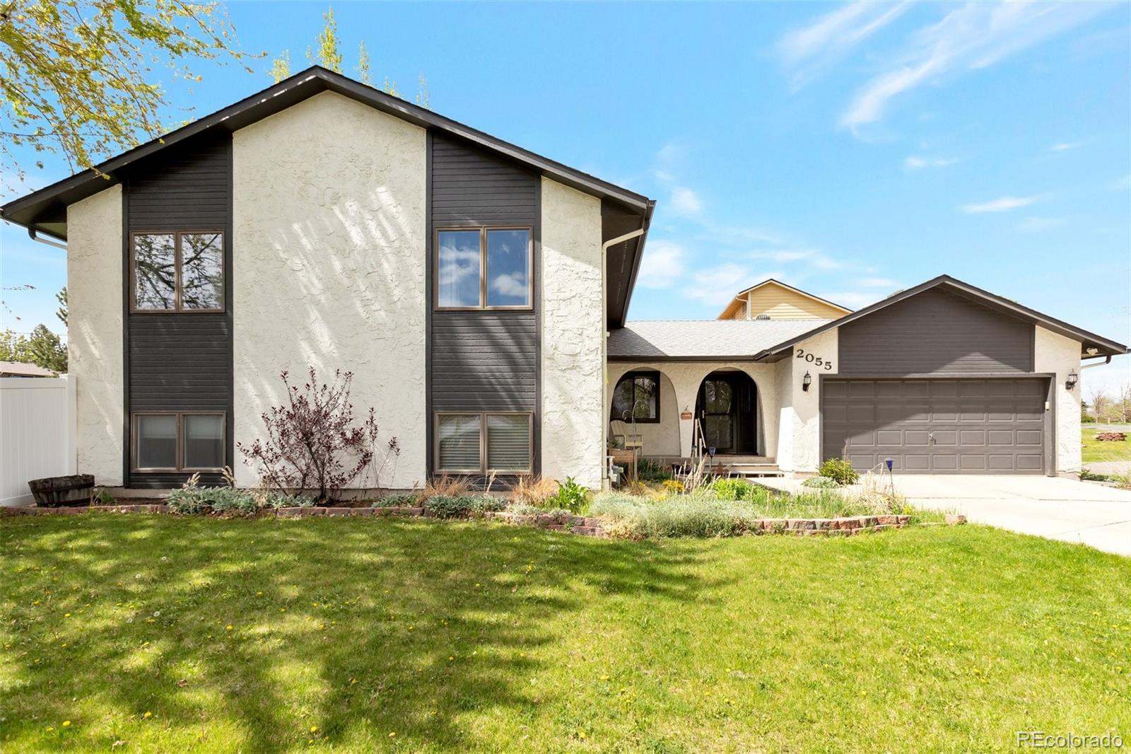 Linda Vista Lakewood Home | MLS #: 27916202055  Quail Drive, Lakewood Beds: 4 Baths: 3 Price: $749,000