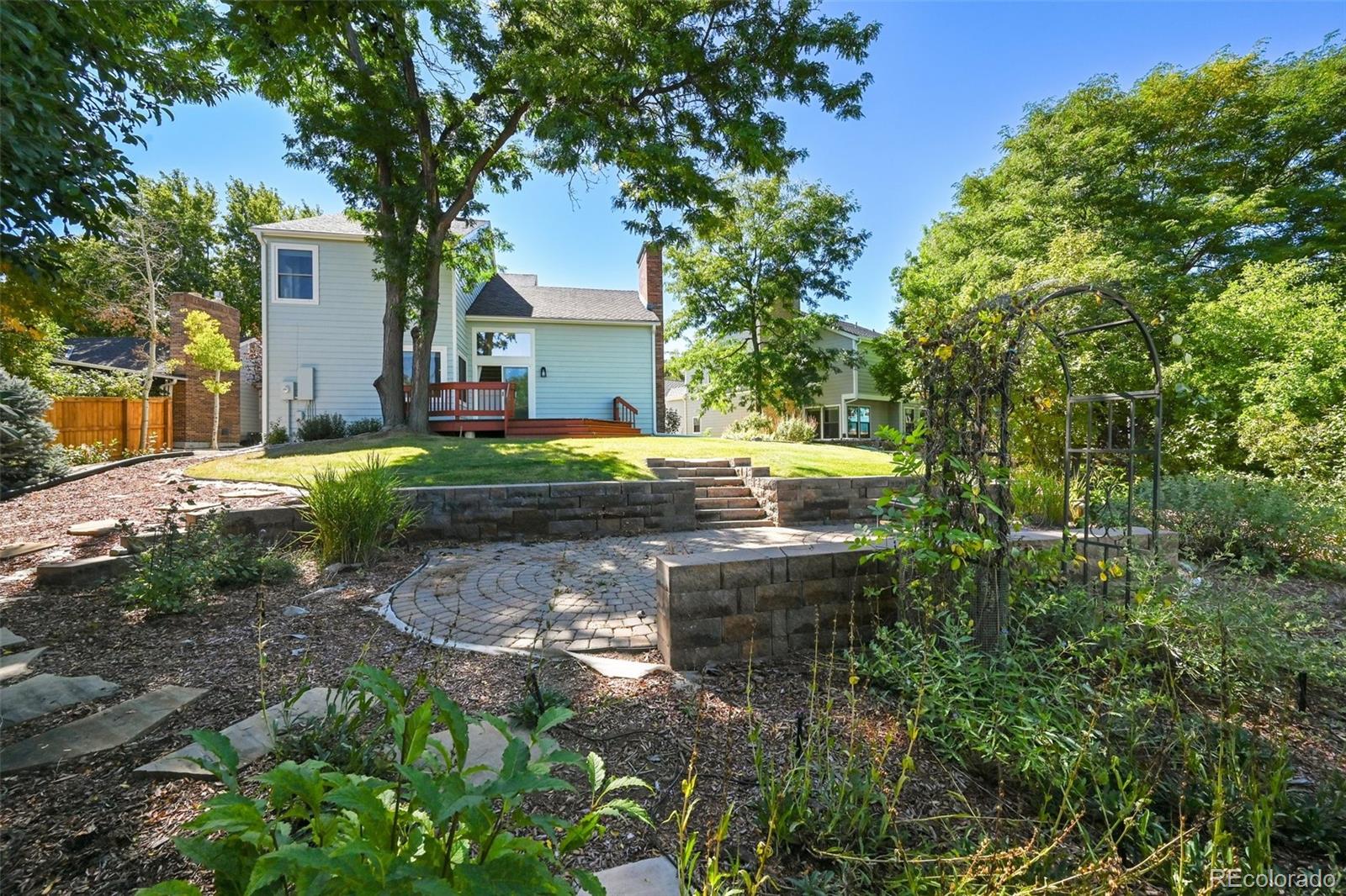 Four Lakes Centennial Home | MLS #: 85579962145 E Nichols Drive, Centennial Beds: 3 Baths: 3 Price: $605,000