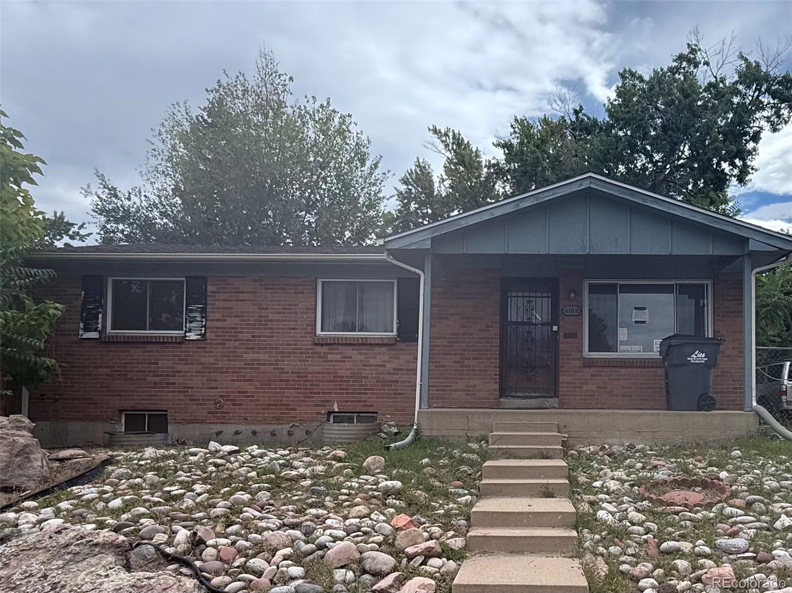 Oxford Heights Englewood Home | MLS #: 80508764180 S Jason Street, Englewood Beds: 4 Baths: 2 Price: $425,000