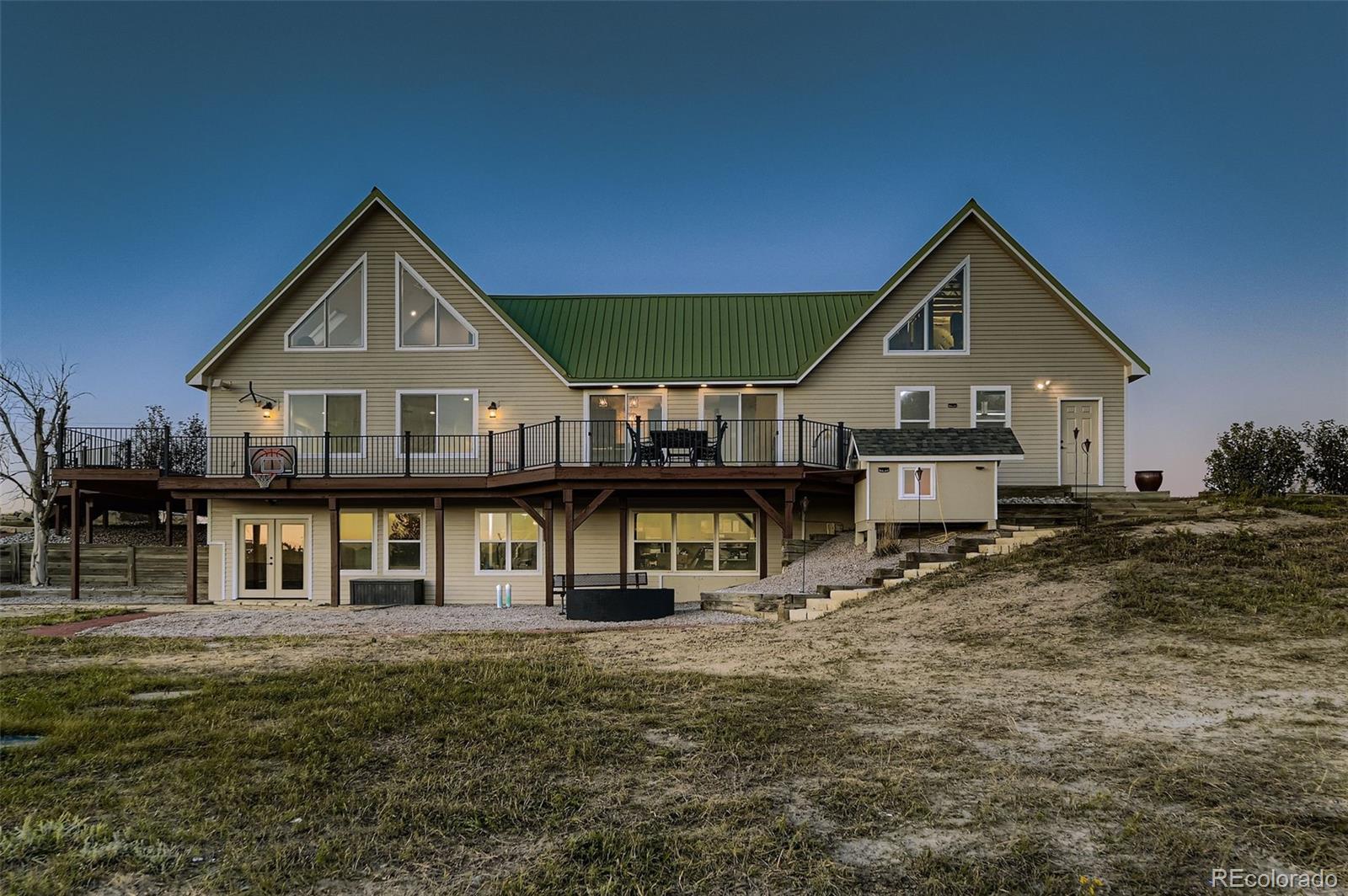  Elizabeth Home | MLS #: 827618228242  Stone Horse Ranch Road, Elizabeth Beds: 3 Baths: 2 Price: $1,300,000