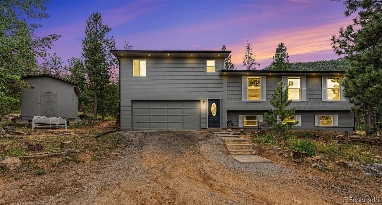  Morrison Home | MLS #: 222701110142 S Turkey Creek Road, Morrison Beds: 3 Baths: 3 Price: $684,900