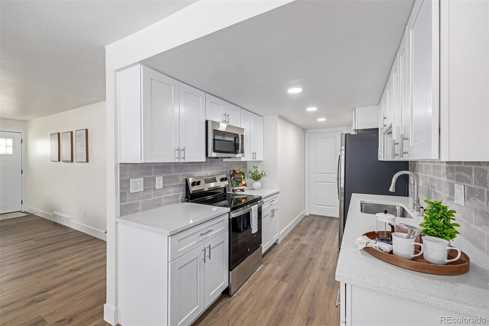  Westminster Condo / Townhome | MLS #: 82873963611 W 79th Avenue B4, Westminster Beds: 2 Baths: 2 Price: $314,900