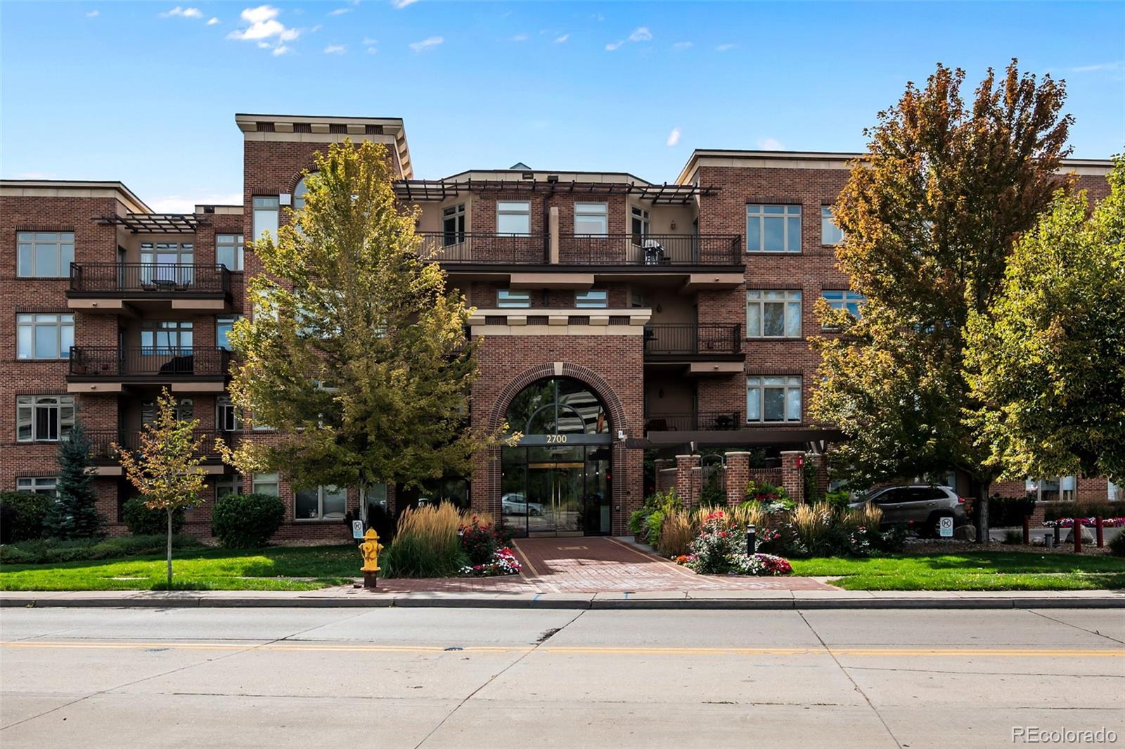 2700 e cherry creek south drive, Denver sold home. Closed on 2025-11-24 for $400,000.