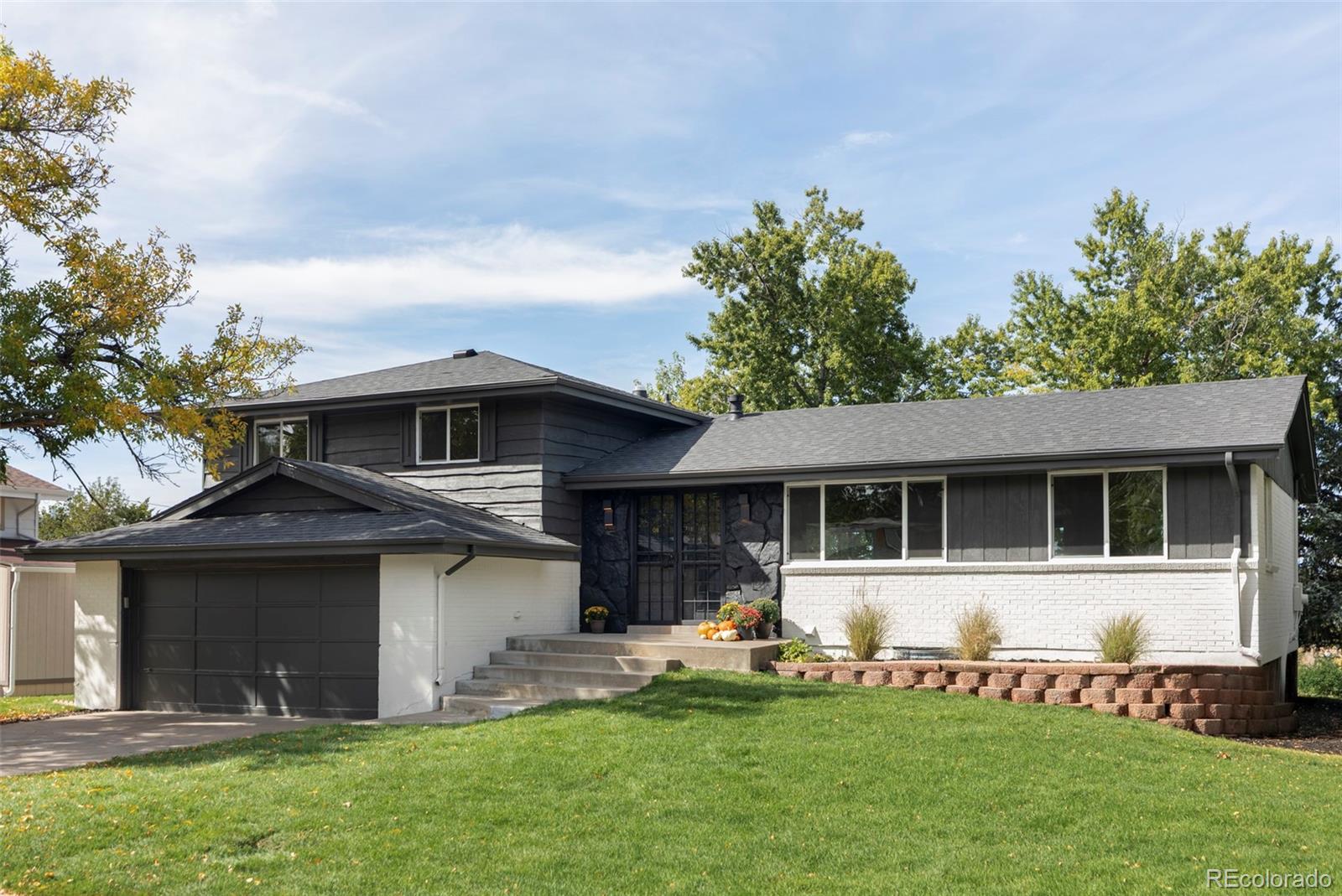 Ridgeview Hills Centennial Home | MLS #: 25343857245 S Dexter Street, Centennial Beds: 5 Baths: 4 Price: $795,000