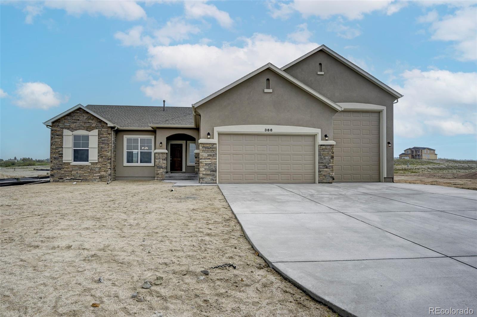 Jackson Creek Monument Home | MLS #: 7502656366  Hardstone Drive, Monument Beds: 4 Baths: 3 Price: $962,335