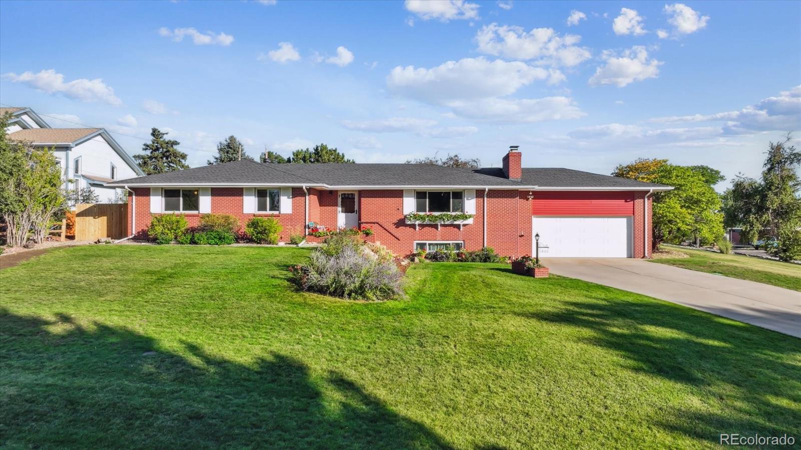 1800 lewis court, Lakewood sold home. Closed on 2025-11-06 for $785,000.