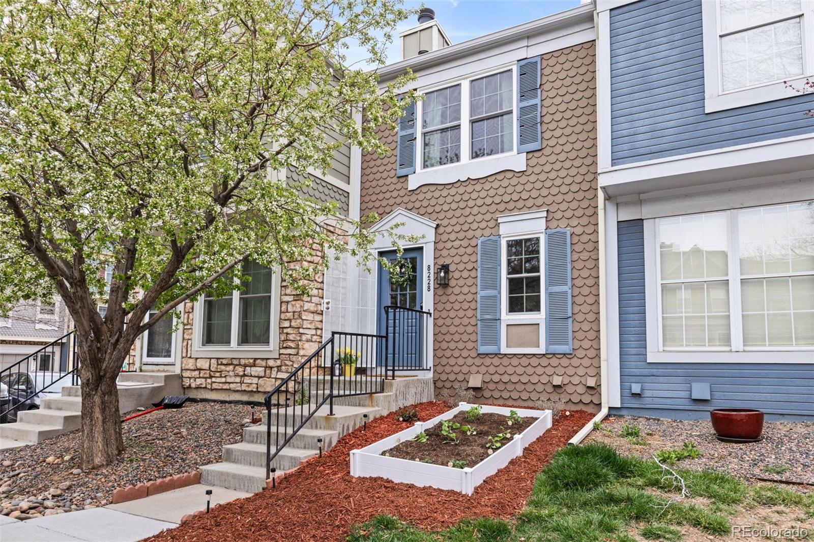 Highlands Centennial Condo / Townhome | MLS #: 99039518228 S Fillmore Circle , Centennial Beds: 2 Baths: 2 Price: $340,000