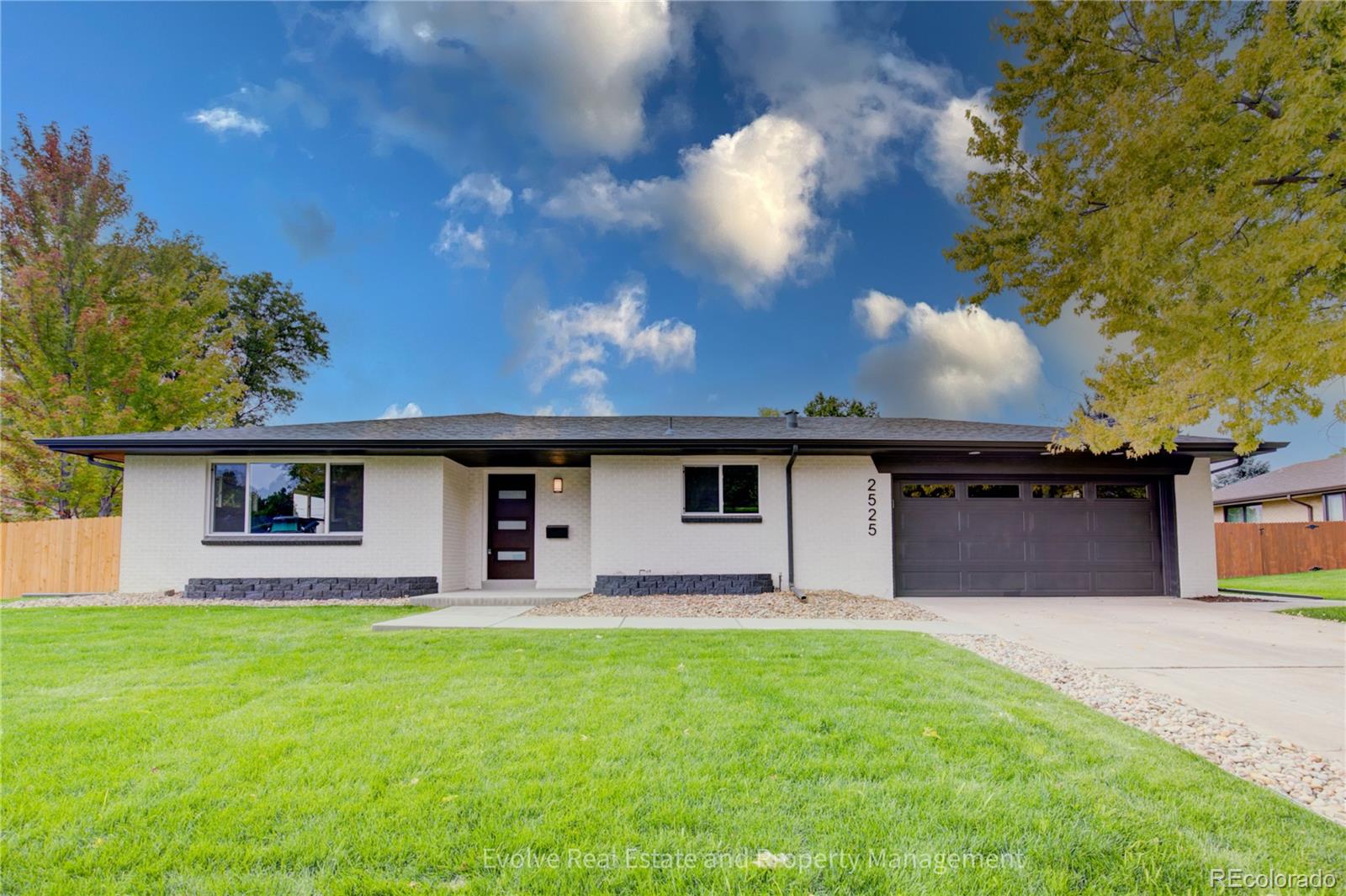 Holly Hills Denver Home | MLS #: 97181332525 S Ivanhoe Place, Denver Beds: 5 Baths: 3 Price: $985,000