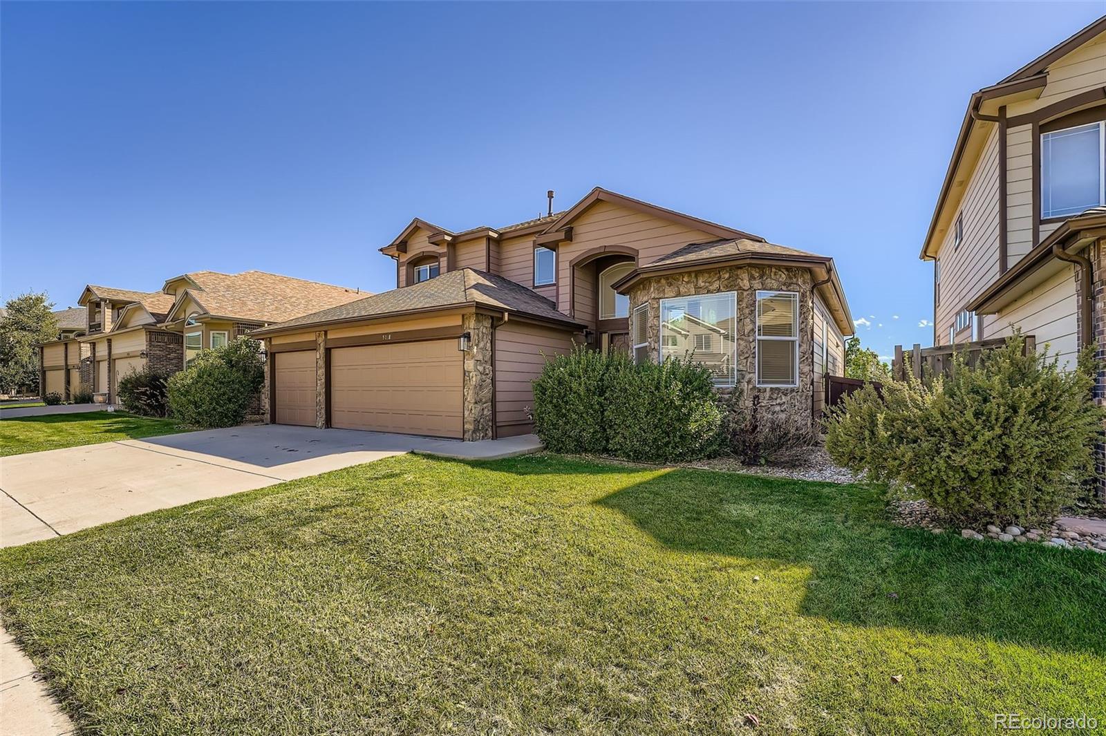 Grant Ranch Littleton Home | MLS #: 83730365738 W Sumac Avenue, Littleton Beds: 3 Baths: 3 Price: $795,000