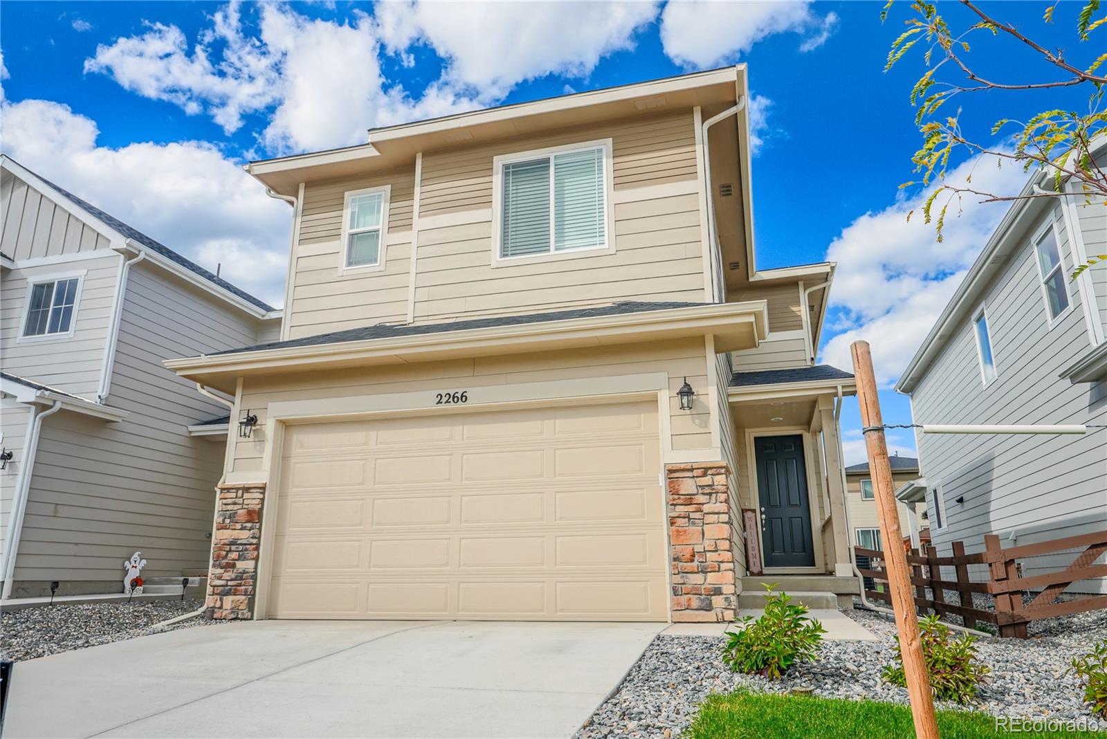  Monument Home | MLS #: 53616742266  Prairie Smoke Drive, Monument Beds: 3 Baths: 3 Price: $474,999