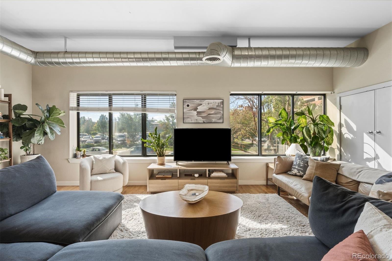 Baker Denver Condo / Townhome | MLS #: 780824770 W 6th Avenue 100, Denver Beds: 2 Baths: 2 Price: $385,000