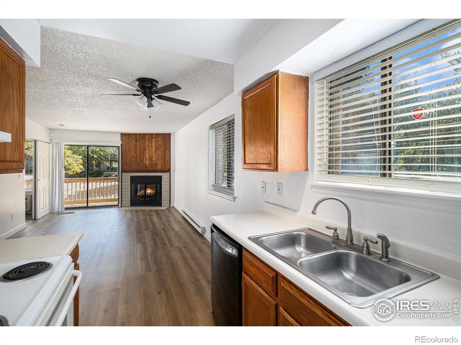 Sable Landing Aurora Condo / Townhome | MLS #: 456789104510614760 E Kentucky Drive 317, Aurora Beds: 1 Baths: 1 Price: $125,000