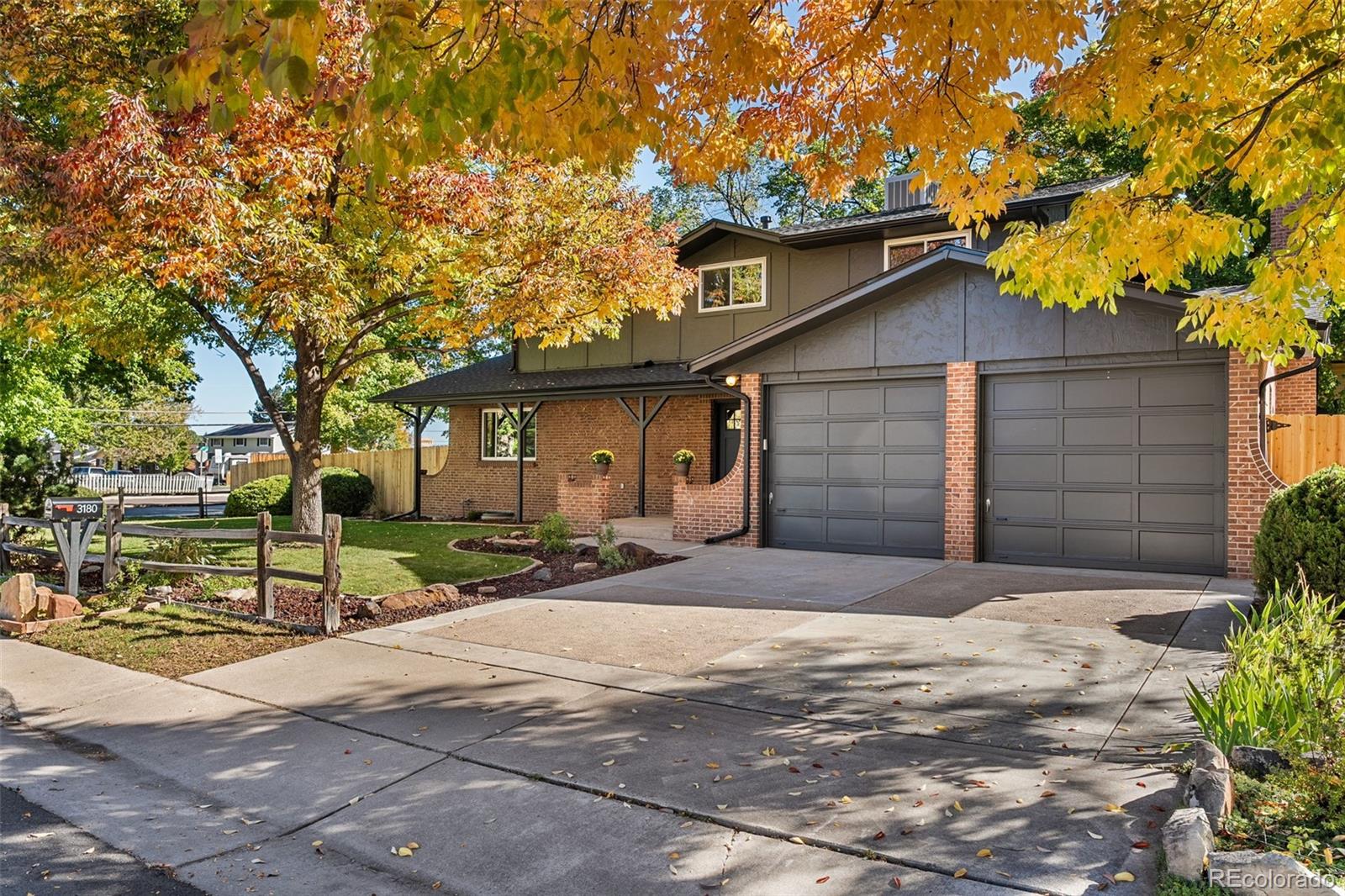 Applewood West Golden Home | MLS #: 57690813180  Zinnia Court, Golden Beds: 4 Baths: 3 Price: $899,000