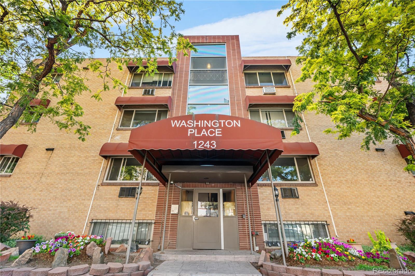 Capitol Denver Condo / Townhome | MLS #: 41883831243 N Washington Street 308, Denver Beds: 2 Baths: 1 Price: $249,000
