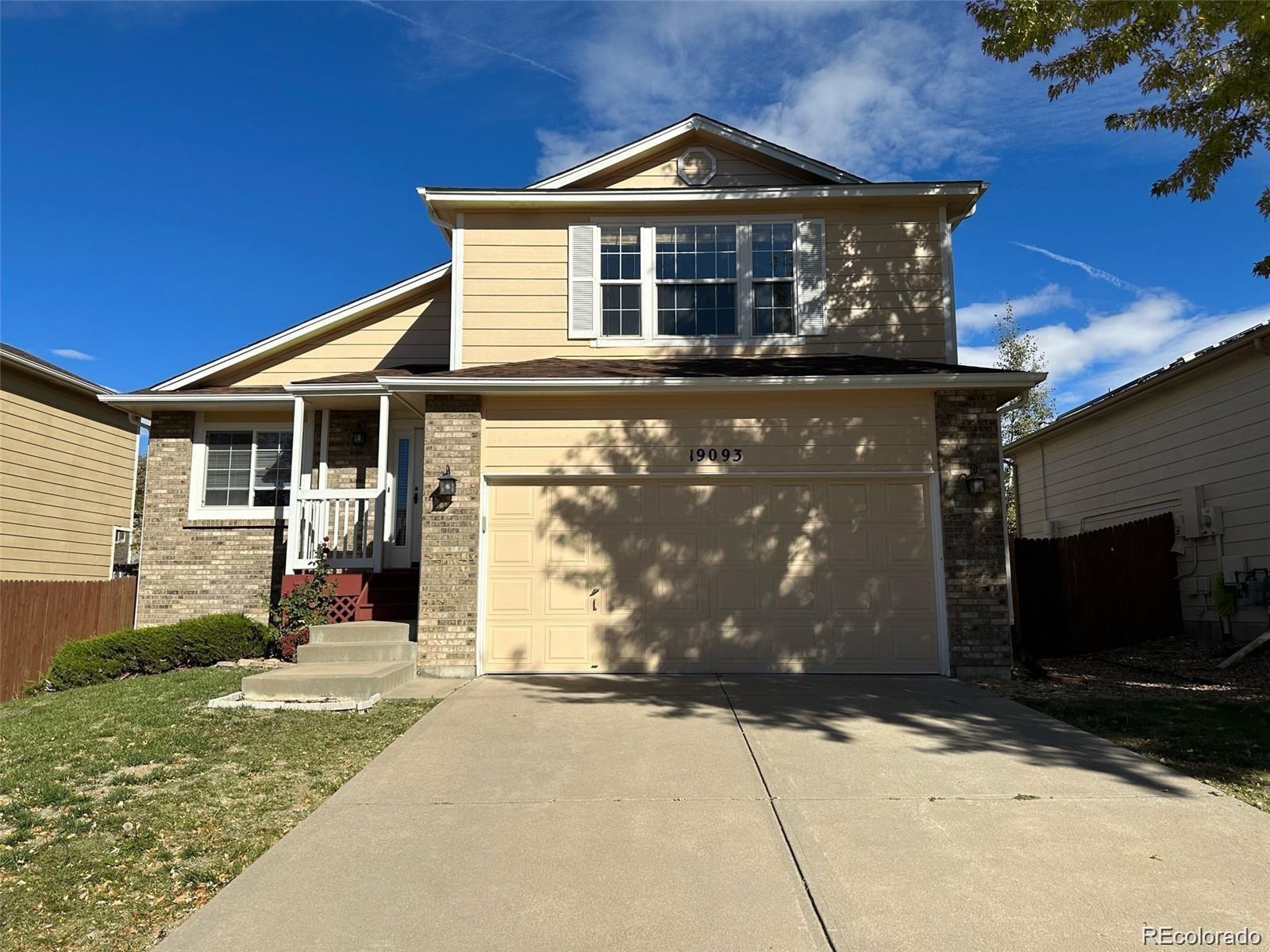prideAurora Home | MLS #: 244720719093 E Bellewood Drive, Aurora Beds: 3 Baths: 3 Price: $493,888