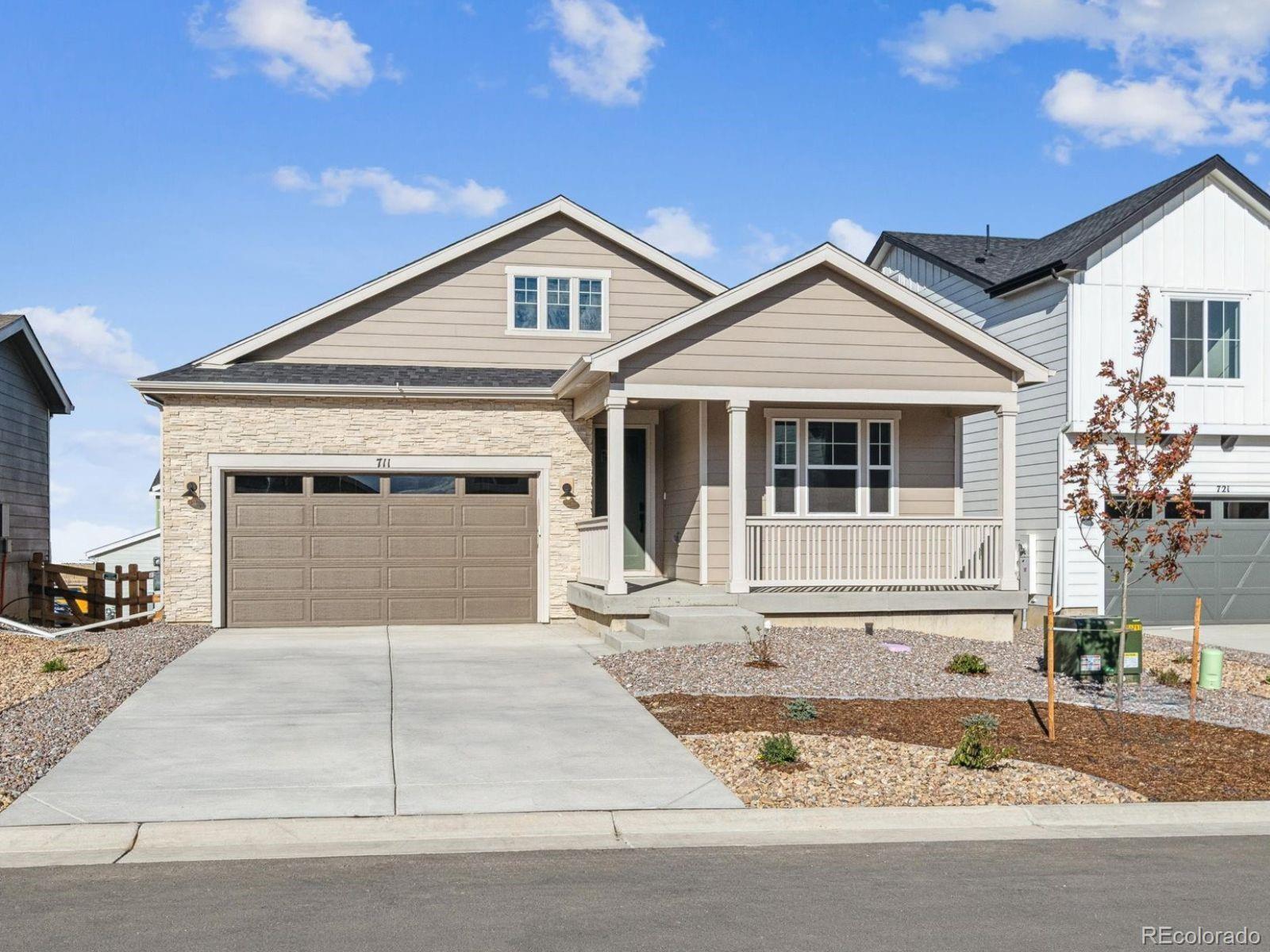  Elizabeth Home | MLS #: 1935816711  Lawson Drive, Elizabeth Beds: 3 Baths: 2 Price: $599,950