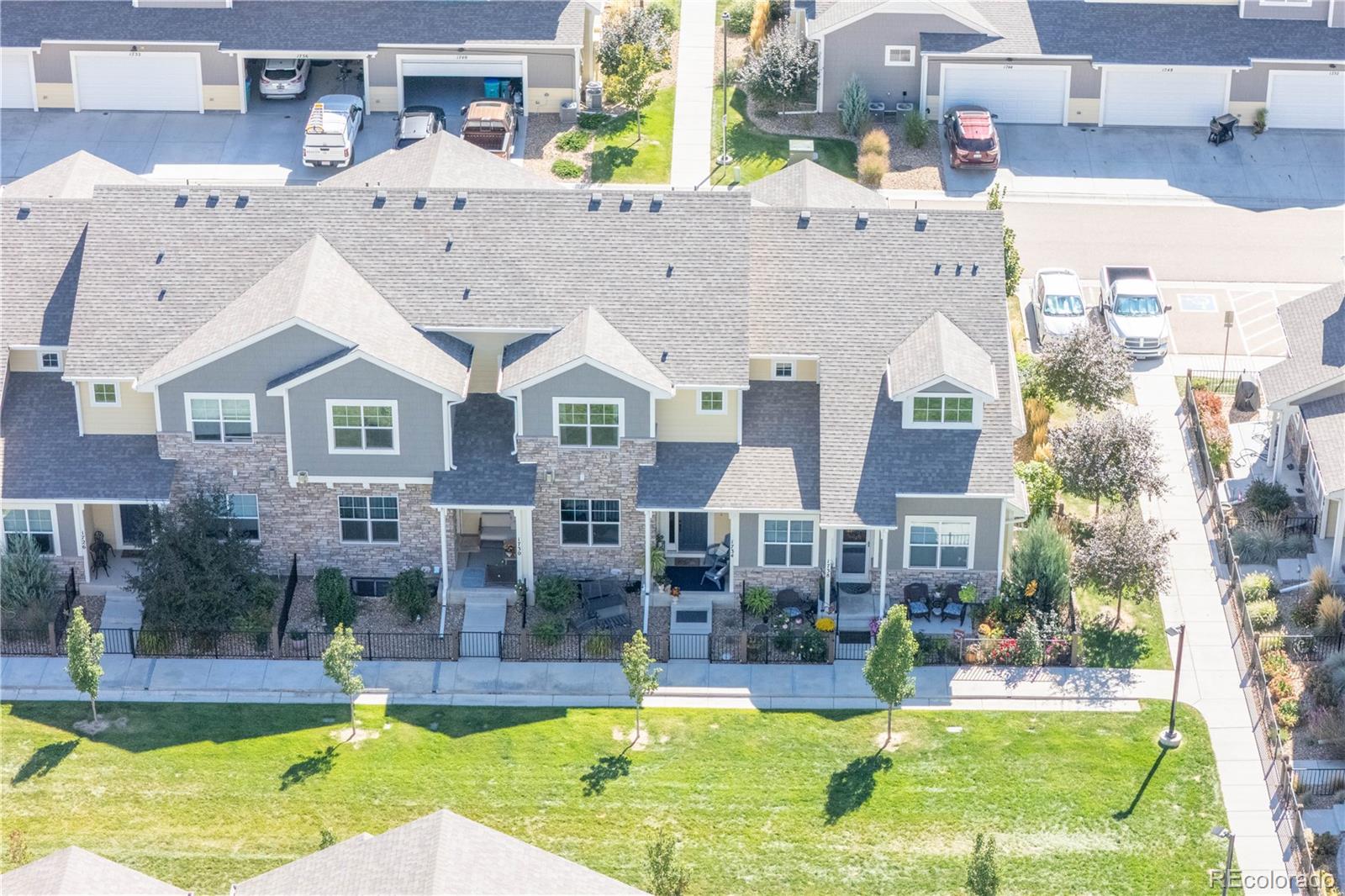 Kendall Brook Loveland Home | MLS #: 23030541734 W 50th Street, Loveland Beds: 2 Baths: 3 Price: $429,000