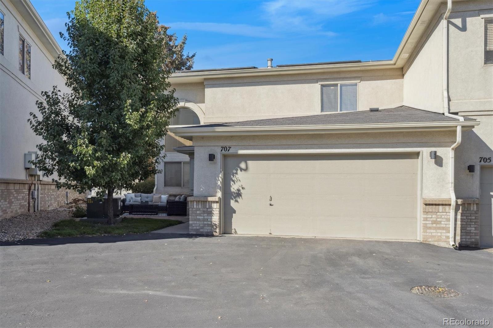  Golden Condo / Townhome | MLS #: 8574991707  Elm Circle , Golden Beds: 3 Baths: 3 Price: $949,900