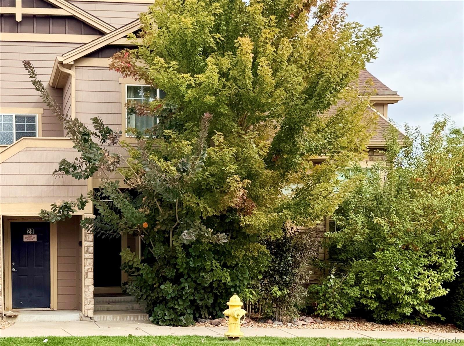 5752 s addison way, Aurora sold home. Closed on 2026-02-06 for $350,000.