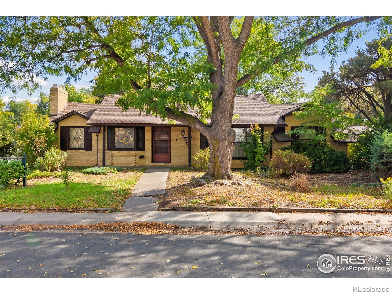 2500 s college avenue, Fort Collins sold home. Closed on 2025-12-19 for $400,000.
