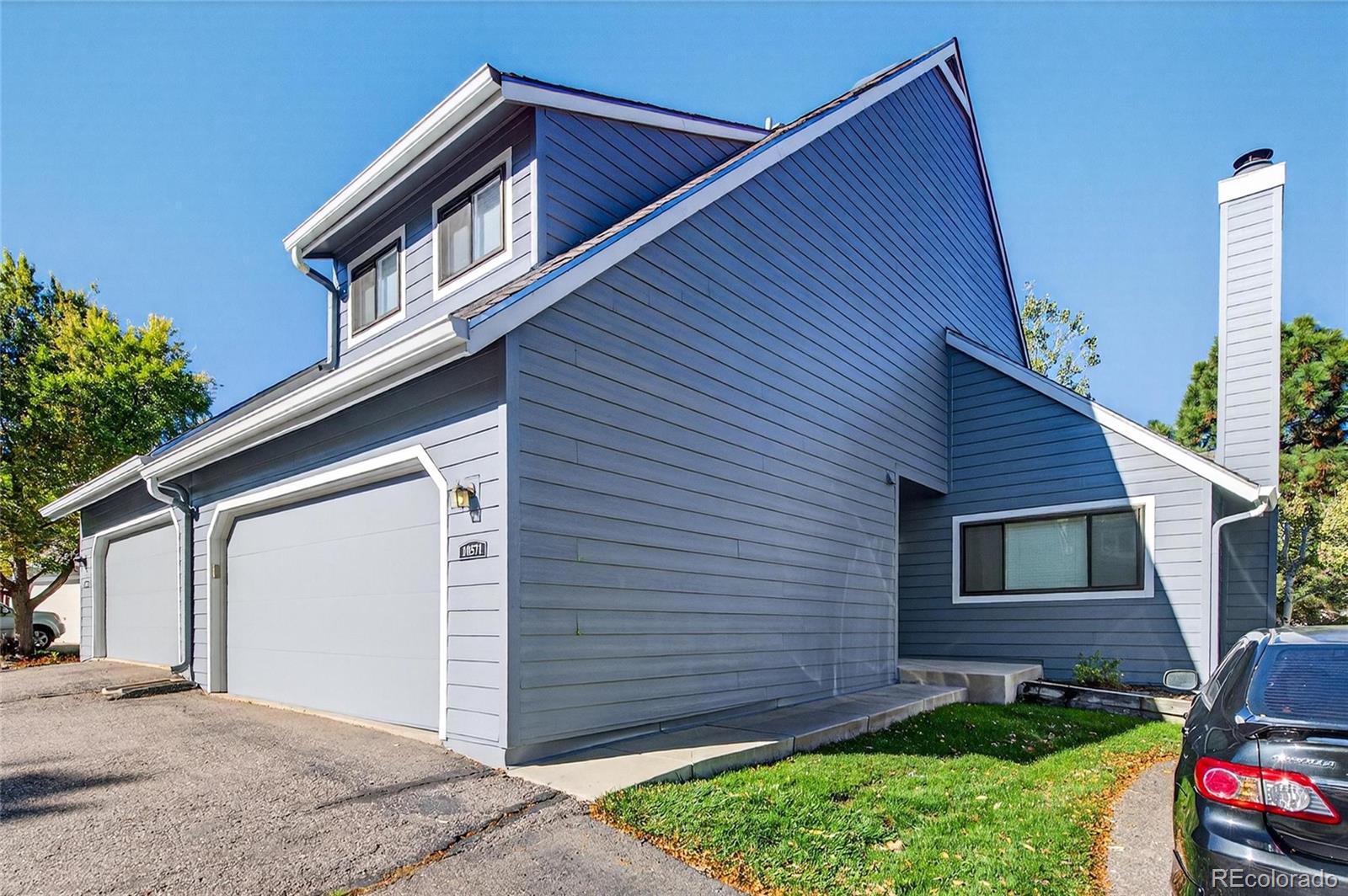 Ken Caryl Ranch Littleton Condo / Townhome | MLS #: 221280610571 E Spanish Peak  , Littleton Beds: 4 Baths: 4 Price: $515,000