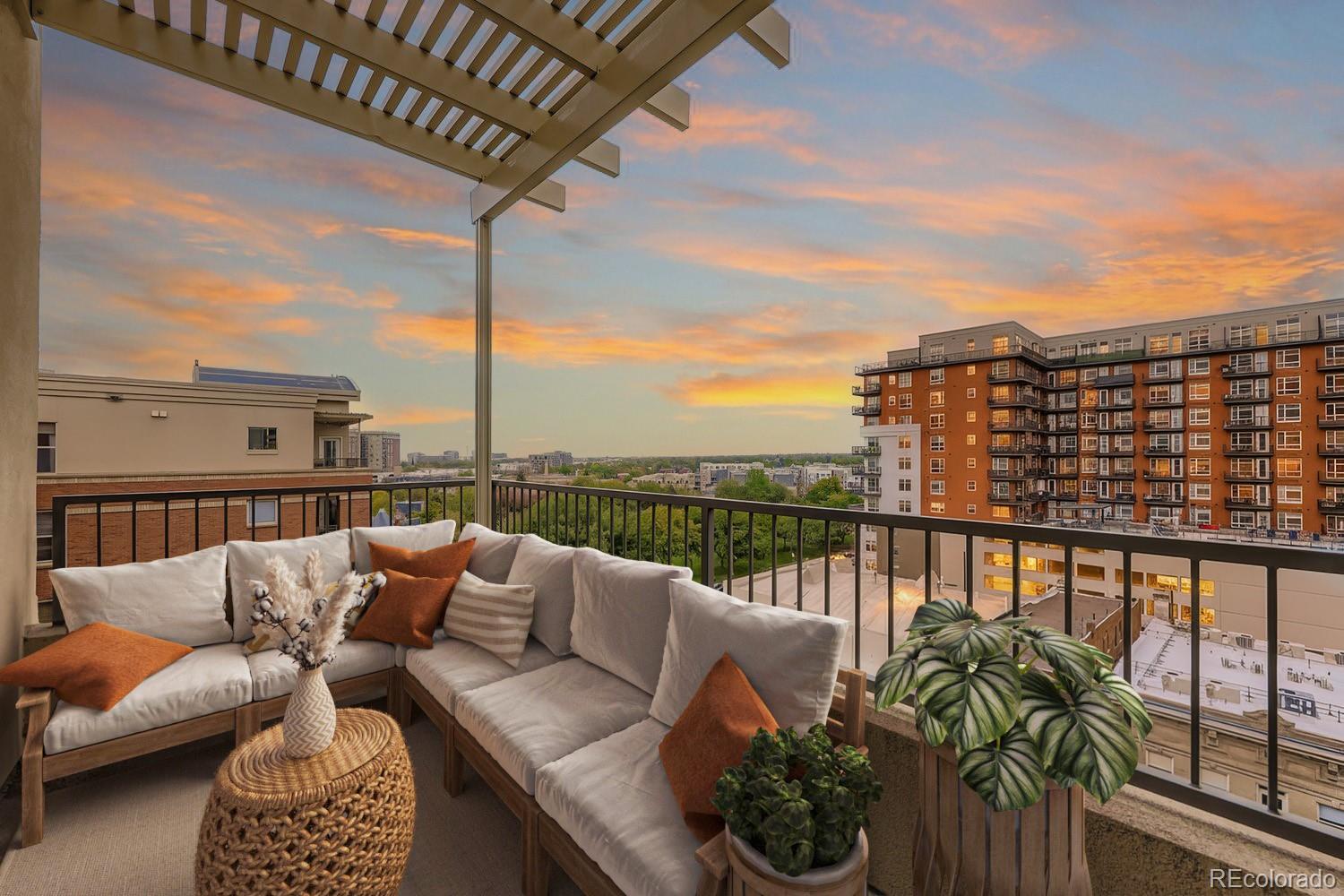 Uptown Denver Condo / Townhome | MLS #: 74931881975 N Grant Street 827, Denver Beds: 2 Baths: 2 Price: $425,000