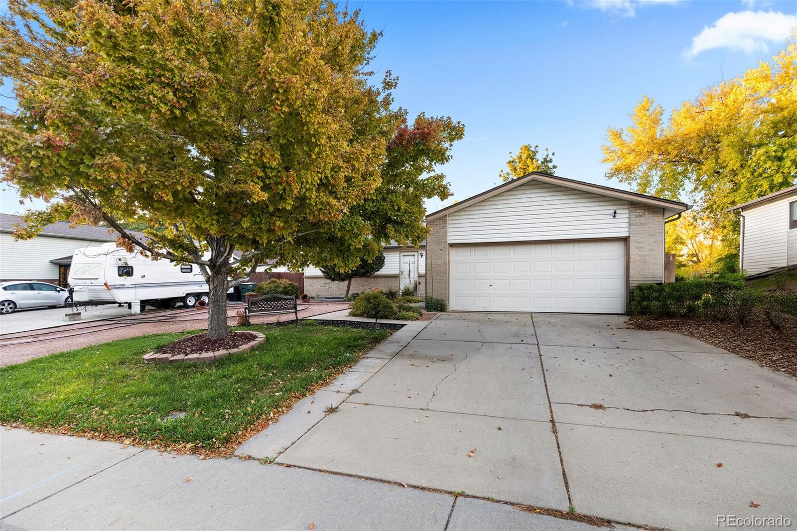Woodglen Thornton Home | MLS #: 50096004520 E 112th Place, Thornton Beds: 4 Baths: 2 Price: $450,000