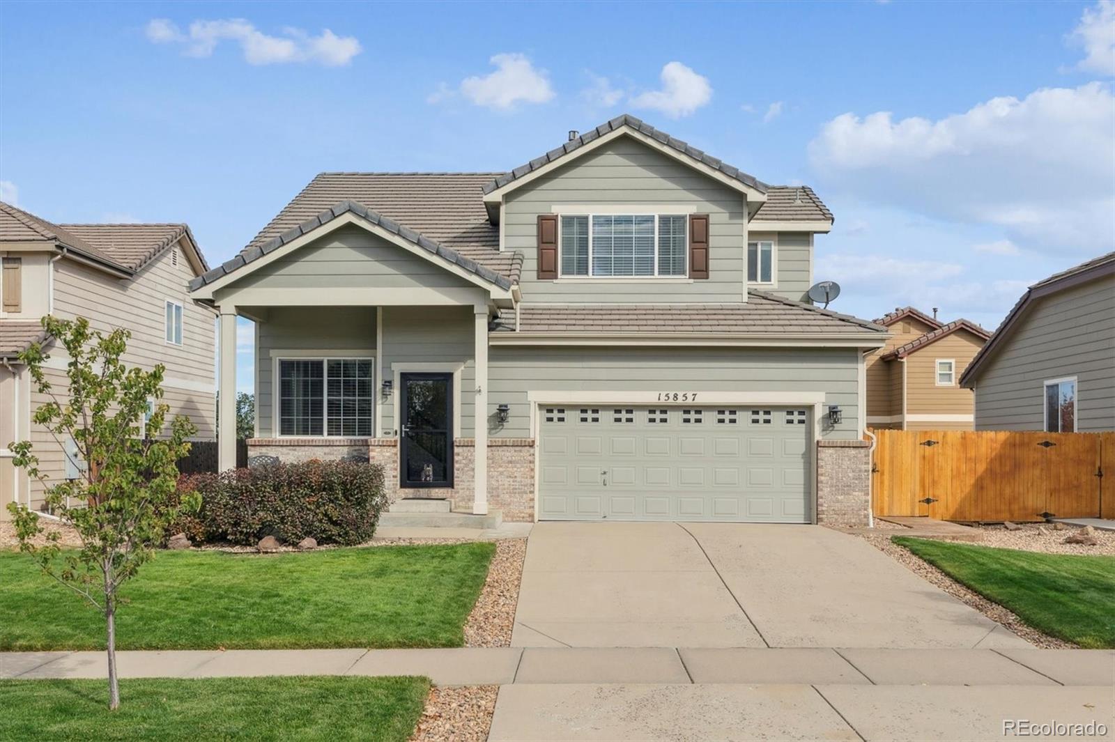 New Horizon Parker Home | MLS #: 288480715857  Abbeylara Lane, Parker Beds: 3 Baths: 3 Price: $569,900