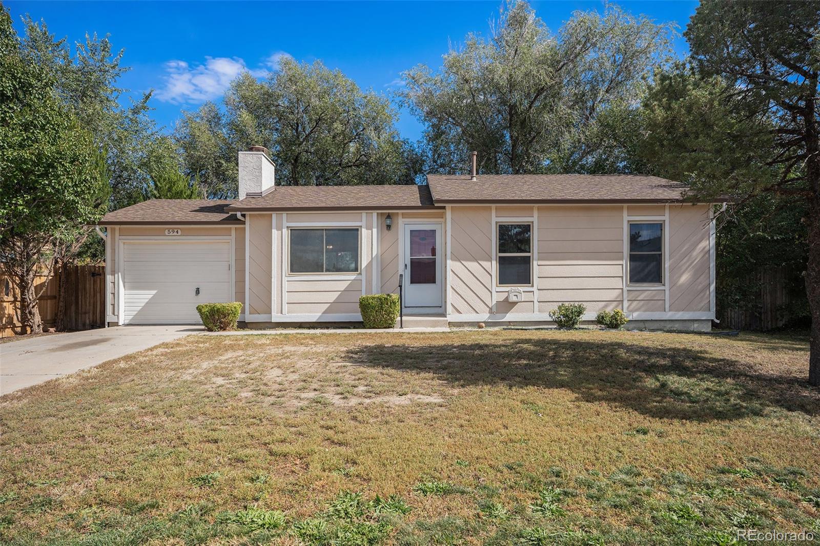  Fountain Home | MLS #: 1988944594  Blossom Field Road, Fountain Beds: 3 Baths: 1 Price: $330,000