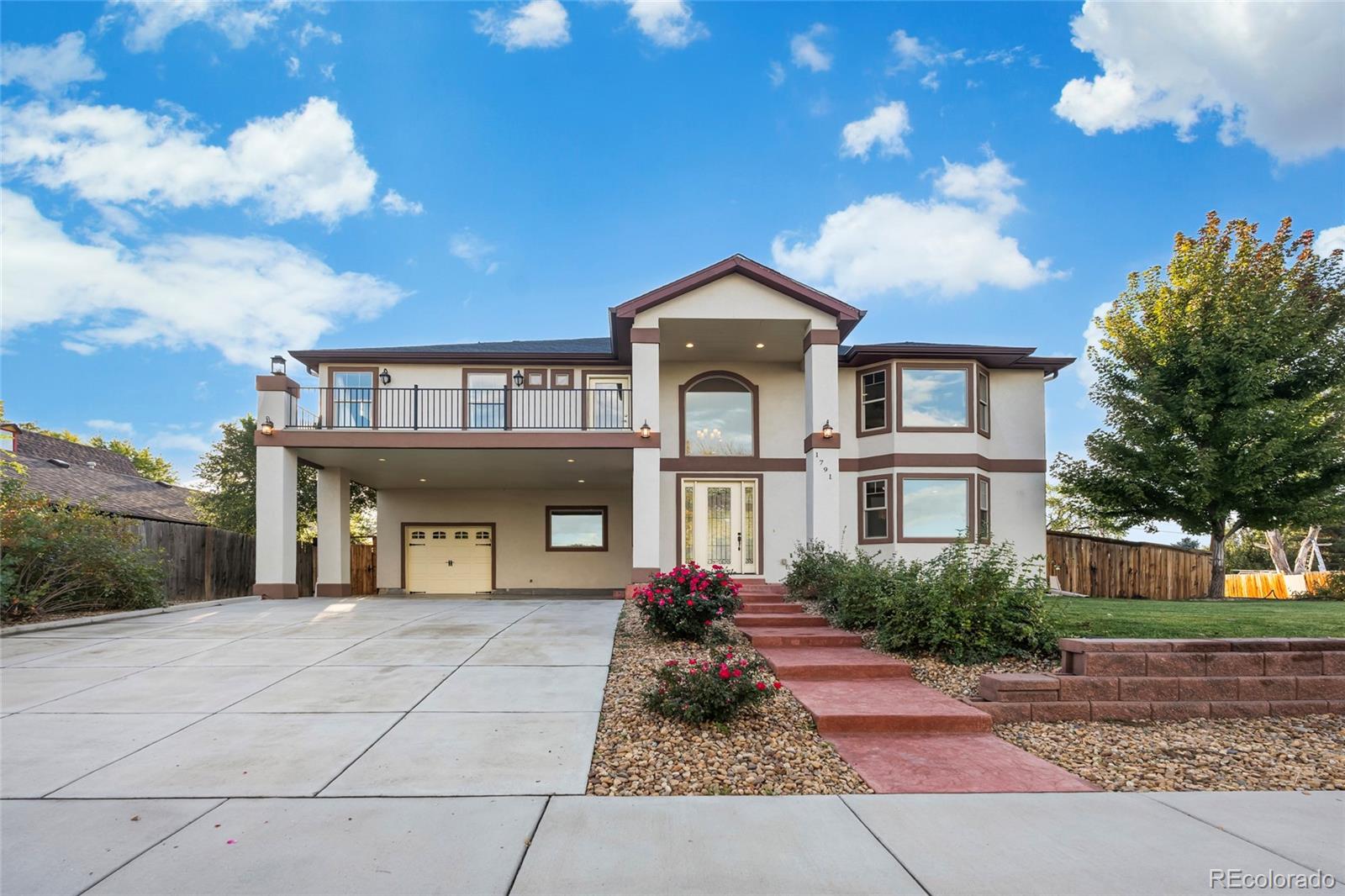  Aurora Home | MLS #: 45241741791  Biscay Street, Aurora Beds: 4 Baths: 7 Price: $865,000