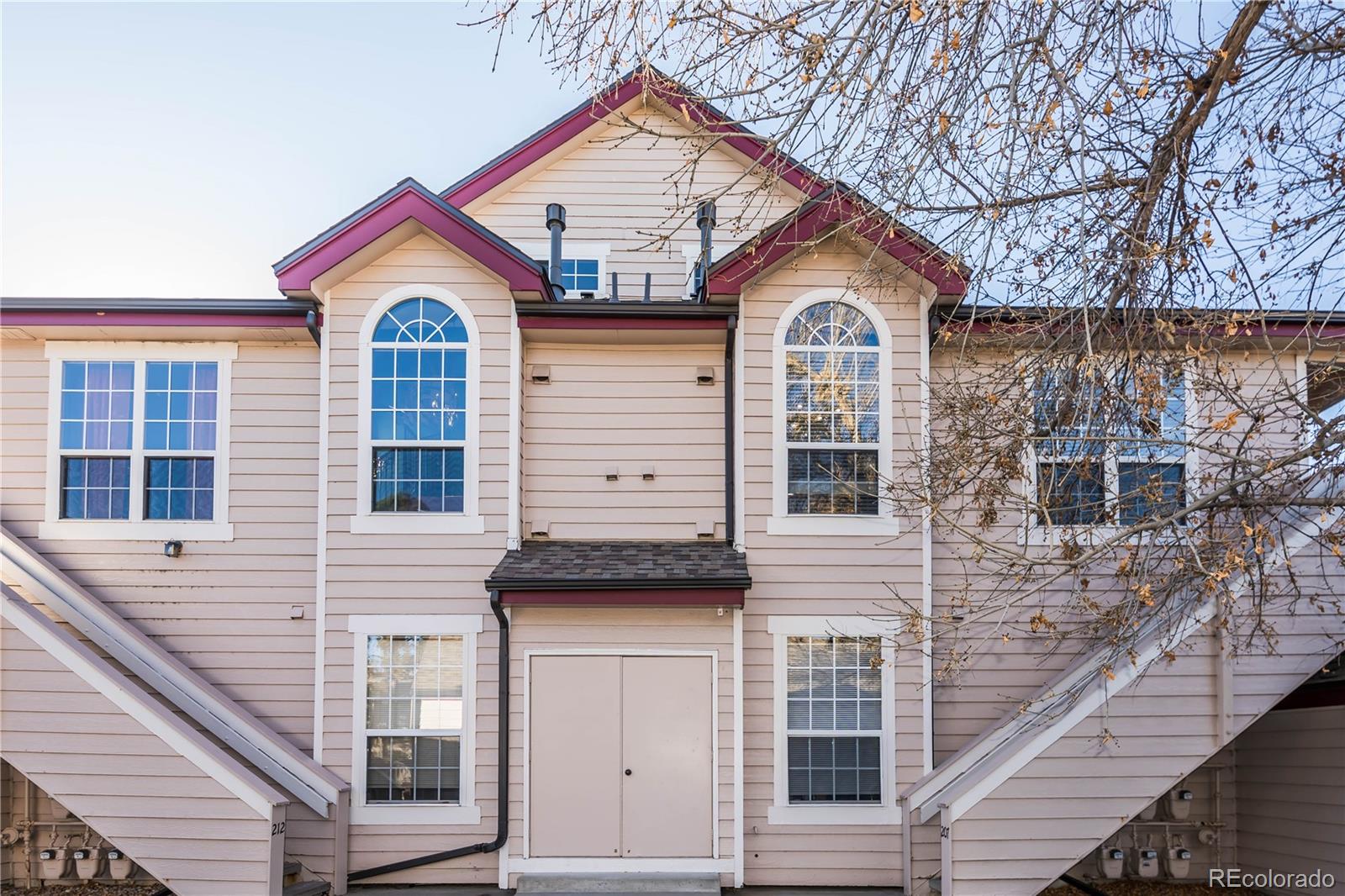 Colony At Marina Pointe Littleton Condo / Townhome | MLS #: 85458328371 S Upham Way 207, Littleton Beds: 2 Baths: 2 Price: $299,973