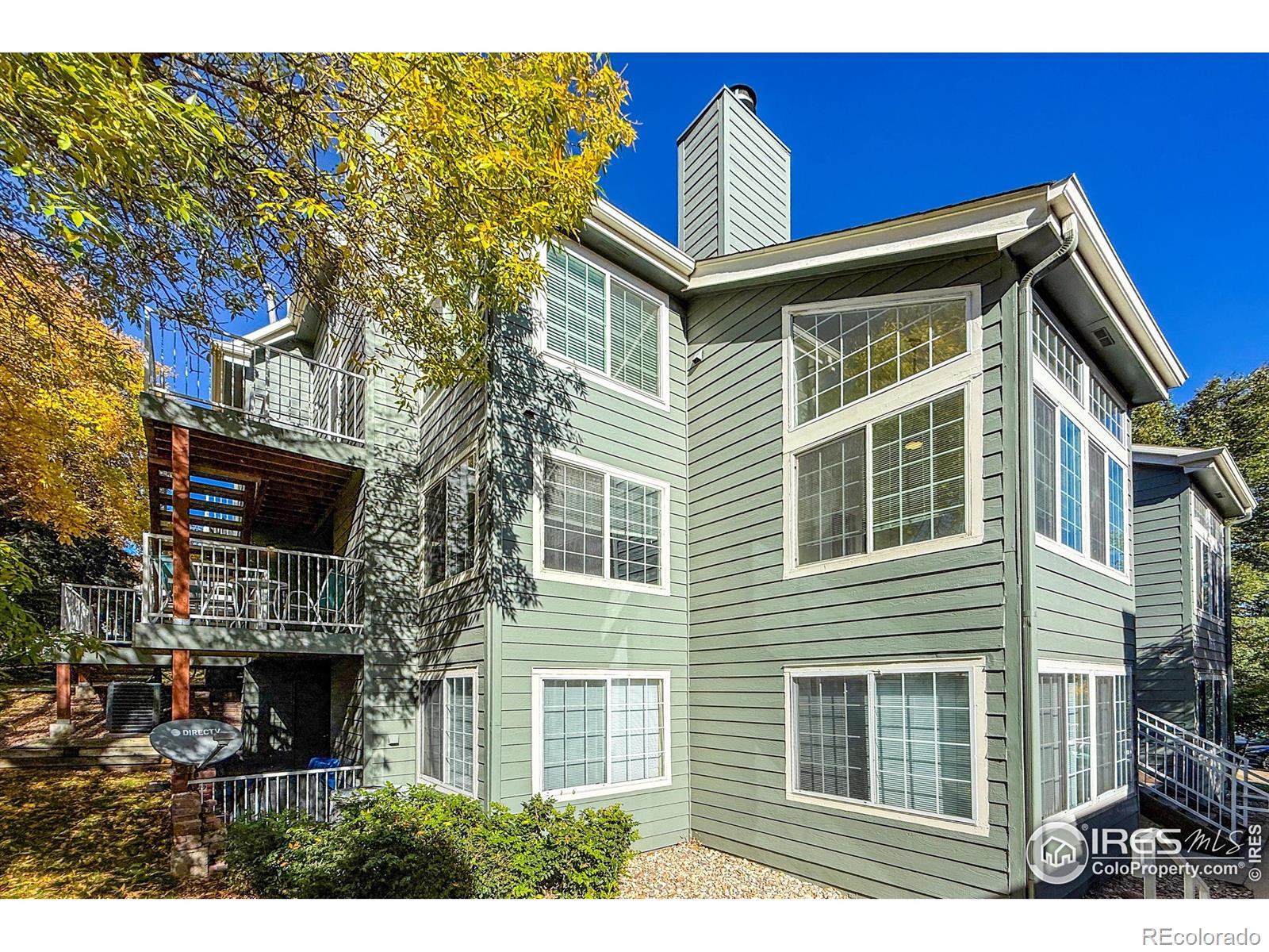Waterside Lakewood Condo / Townhome | MLS #: 4567891045649866 S Reed Court F, Lakewood Beds: 2 Baths: 2 Price: $325,000