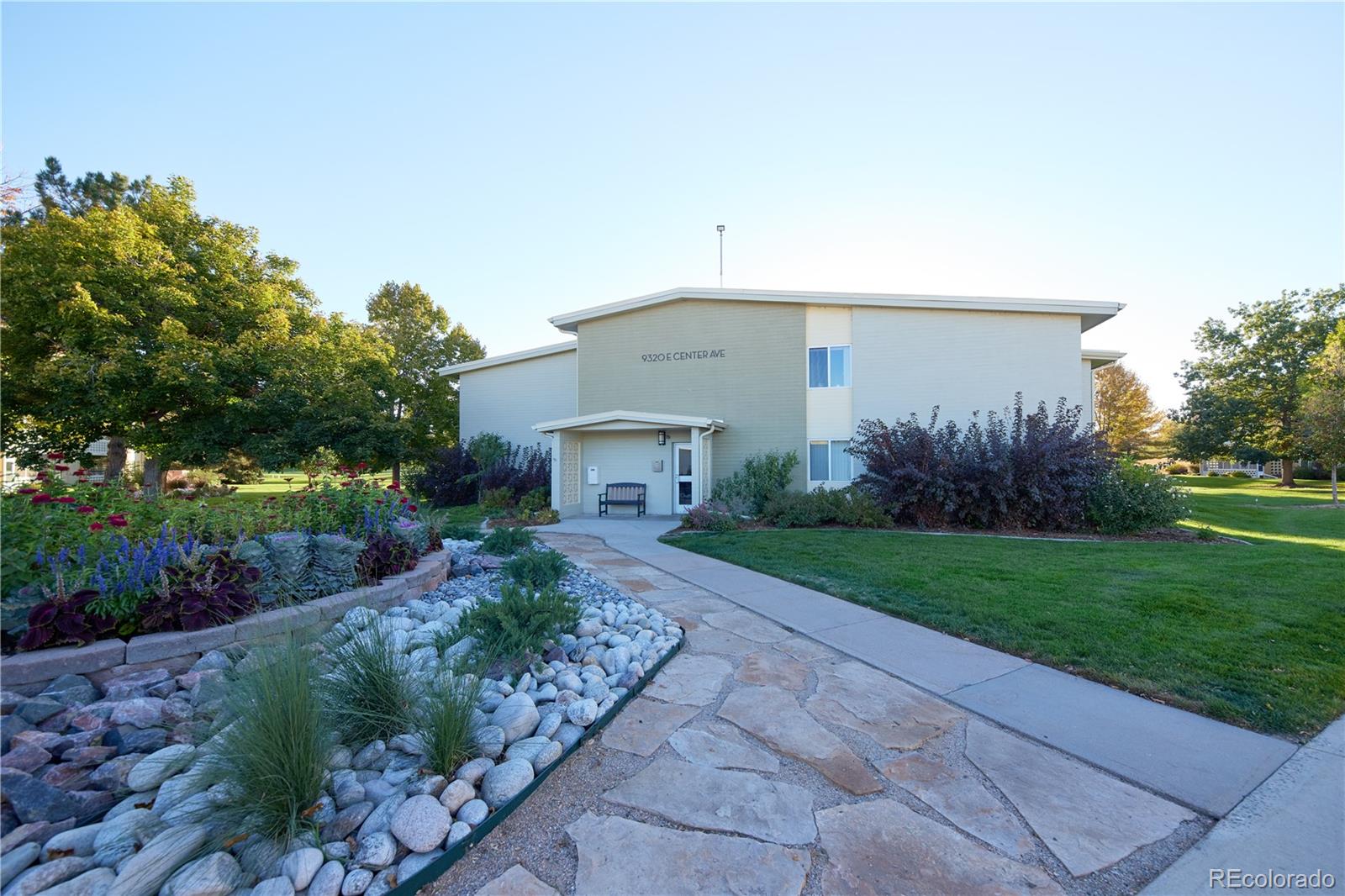 1 Denver Condo / Townhome | MLS #: 29599969320 E Center Avenue 8B, Denver Beds: 2 Baths: 2 Price: $164,500