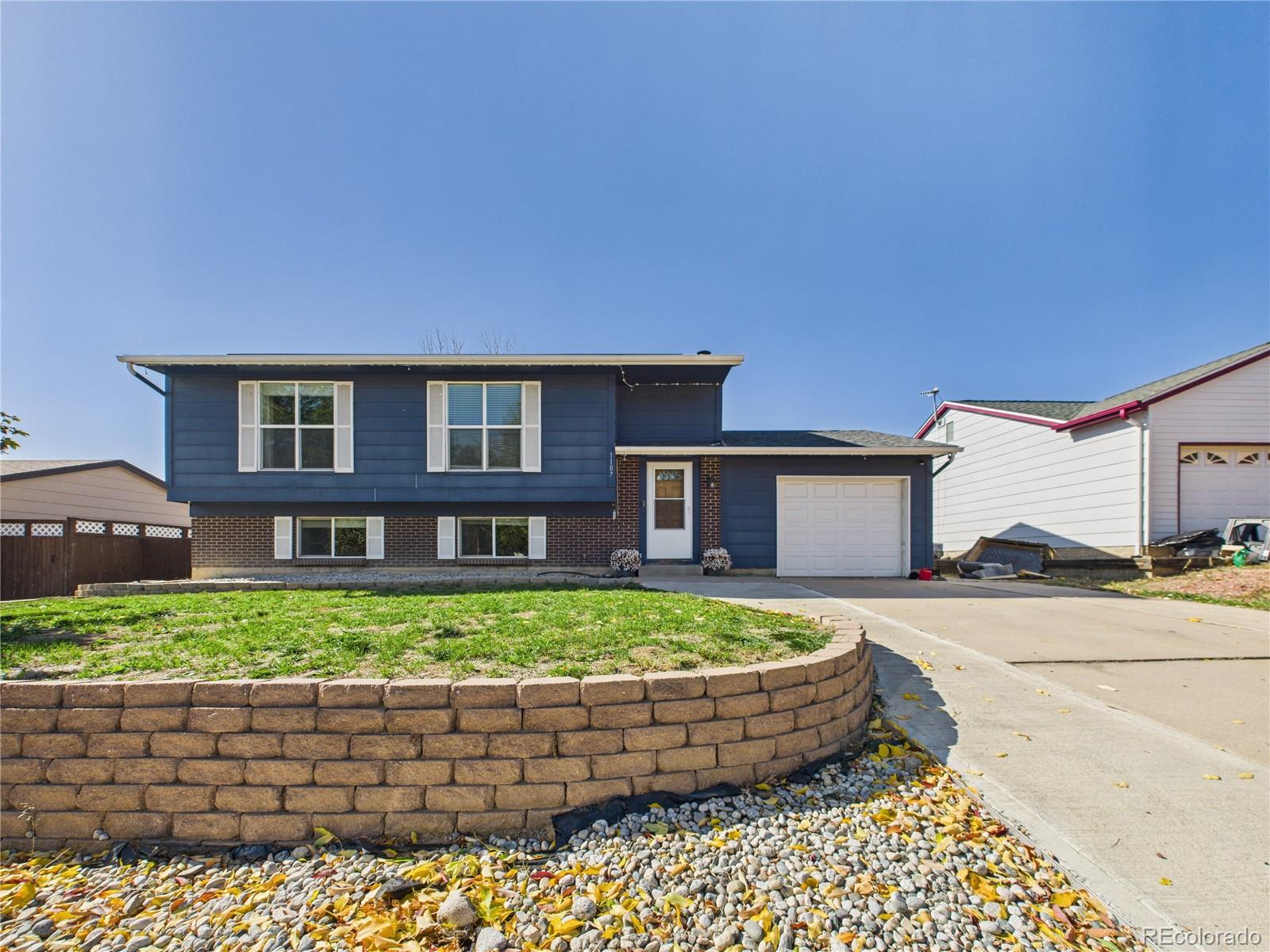 Kingsborough Aurora Home | MLS #: 19495451107 S Biscay Court, Aurora Beds: 3 Baths: 2 Price: $450,000