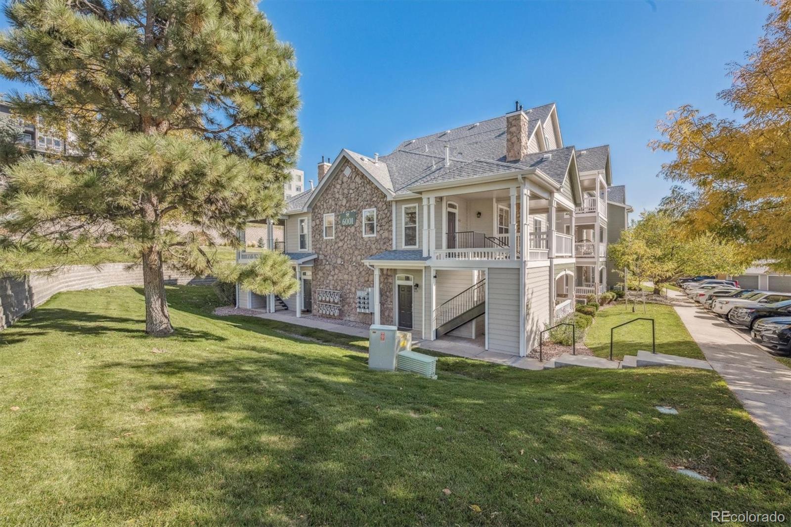Castle Villas Castle Rock Condo / Townhome | MLS #: 39140736001  Castlegate Drive A21, Castle Rock Beds: 2 Baths: 2 Price: $299,000